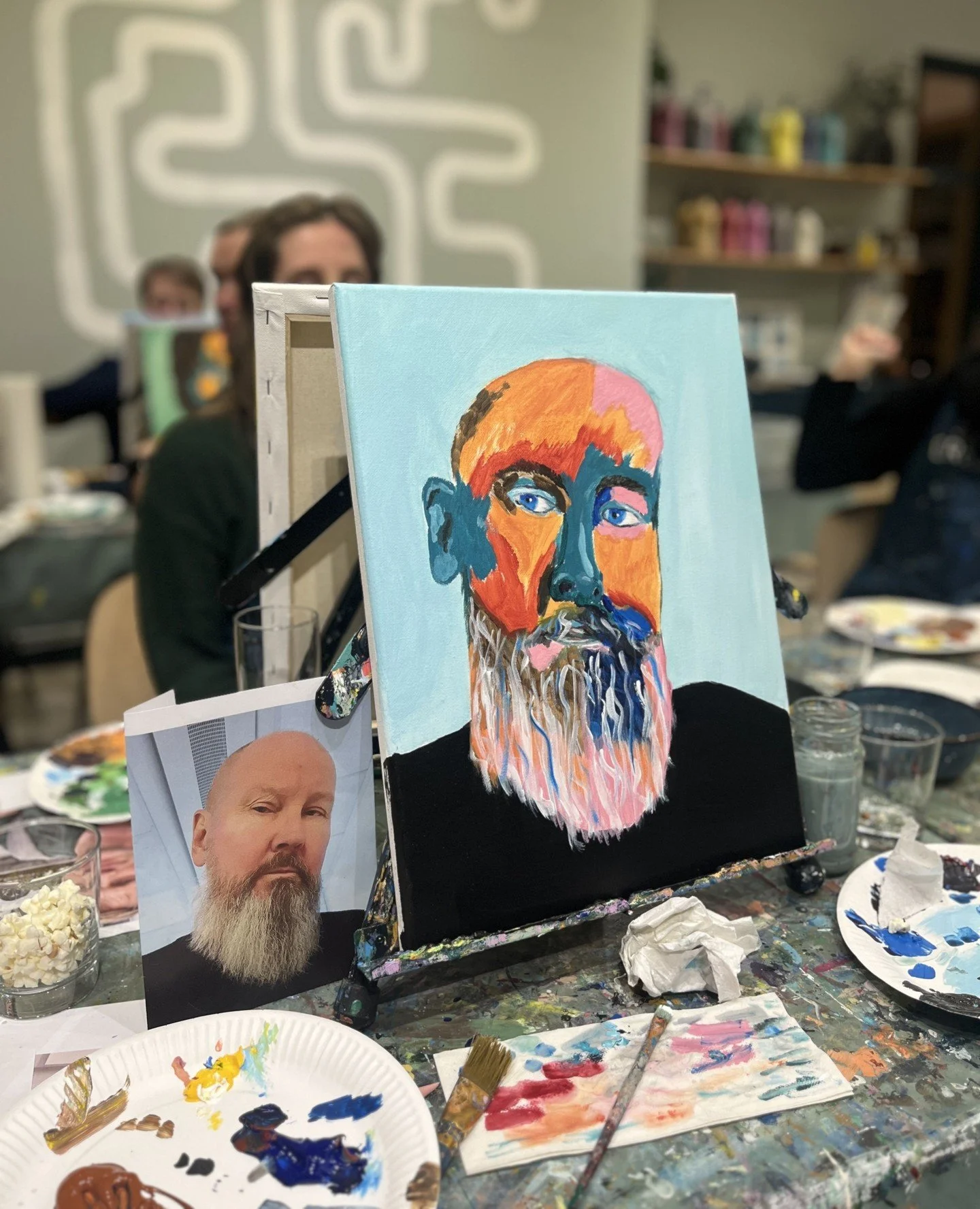 Rotating portrait with your colleagues, a team effort of colourful portraits! 🍨 🌈 
⁠
#sipandcreatemalmo #paintingevent #artnight #sipandcreate #painting #sipandpaint #malmoart #artinmalmo #kickoff #teambuilding #paintparty #paintingparty #artlab #a
