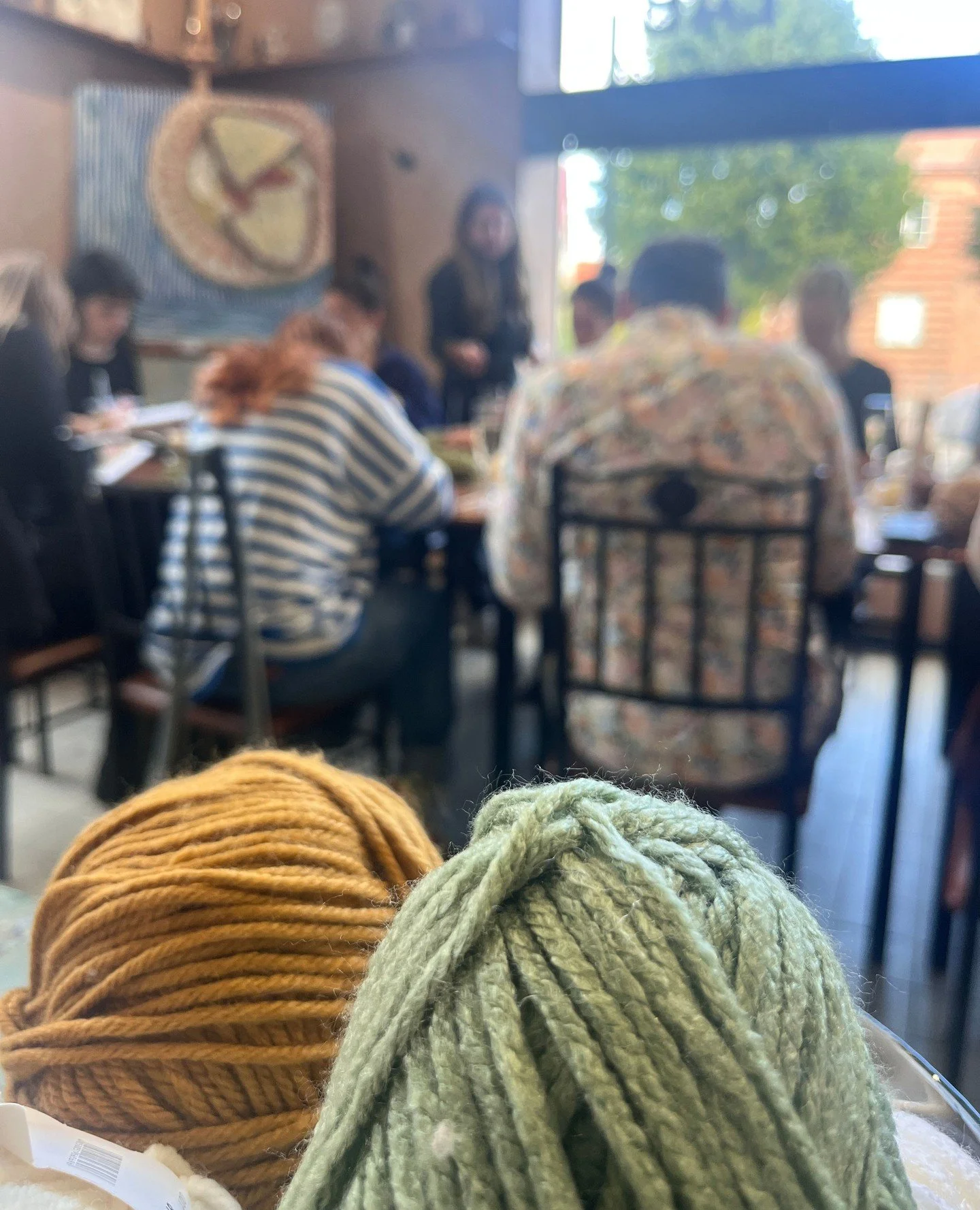 Expand your vision and create art with yarn instead of paint! ⁠
⁠
#sipandcreatemalmo #paintingevent #artnight #sipandcreate #painting #sipandpaint #malmoart #artinmalmo #kickoff #teambuilding #paintparty #paintingparty #artlab #artlab19