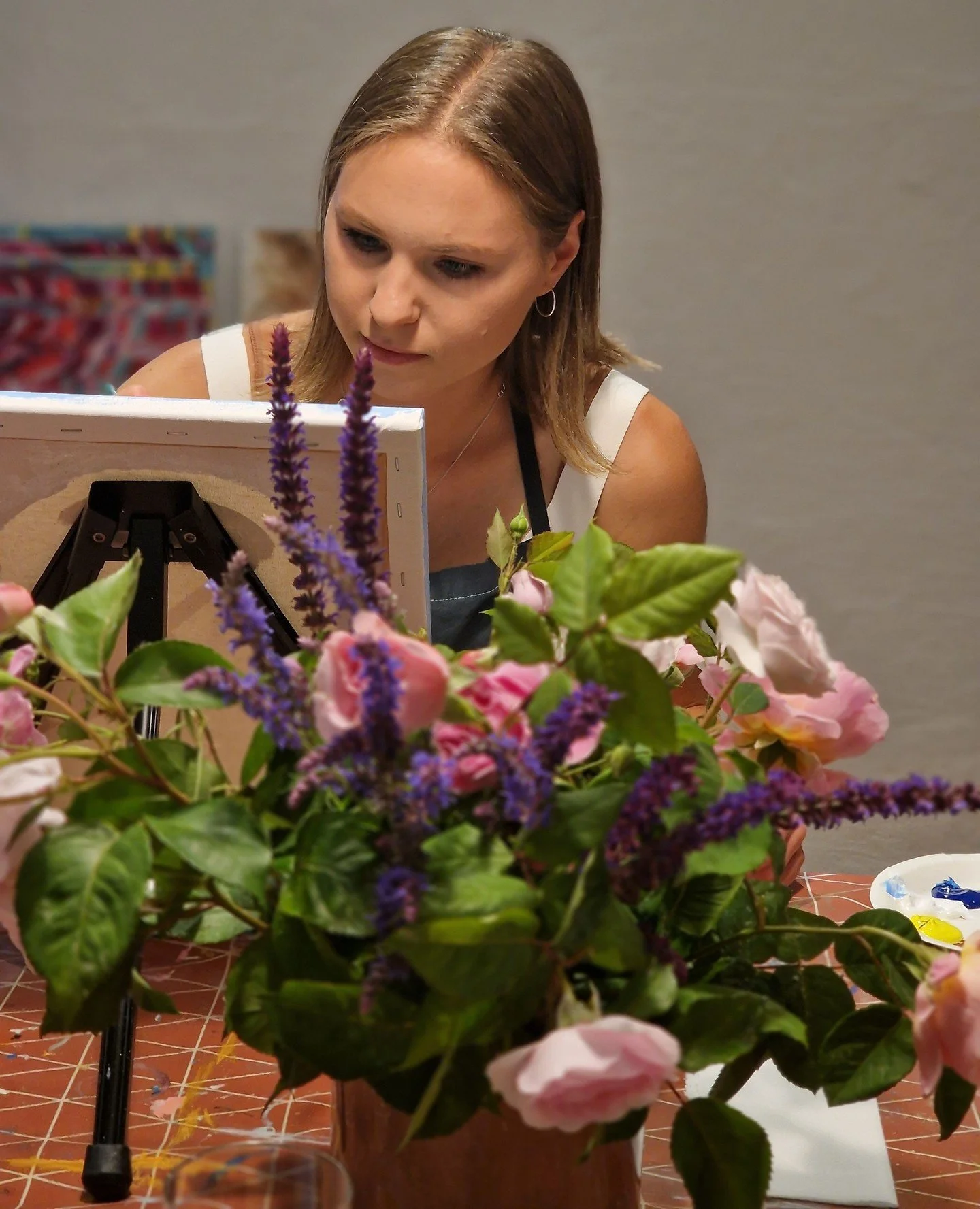 Let spring infuse you with a surge of inspiration! Are you feeling the blooming spirit? We got you!⁠
⁠
#sipandcreatemalmo #paintingevent #artnight #sipandcreate #painting #sipandpaint #malmoart #artinmalmo #kickoff #teambuilding #paintparty #painting