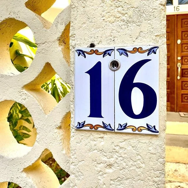 Thinking about @ihavethisthingwithtiles while visiting Paradise Island

#interiordecortoronto #torontodecor #torontodesign #torontodesigners #yyz #durhamontario #durhaminteriordesign #pickeringontario #ajaxontario #whitbyontario #interiordecorator #i