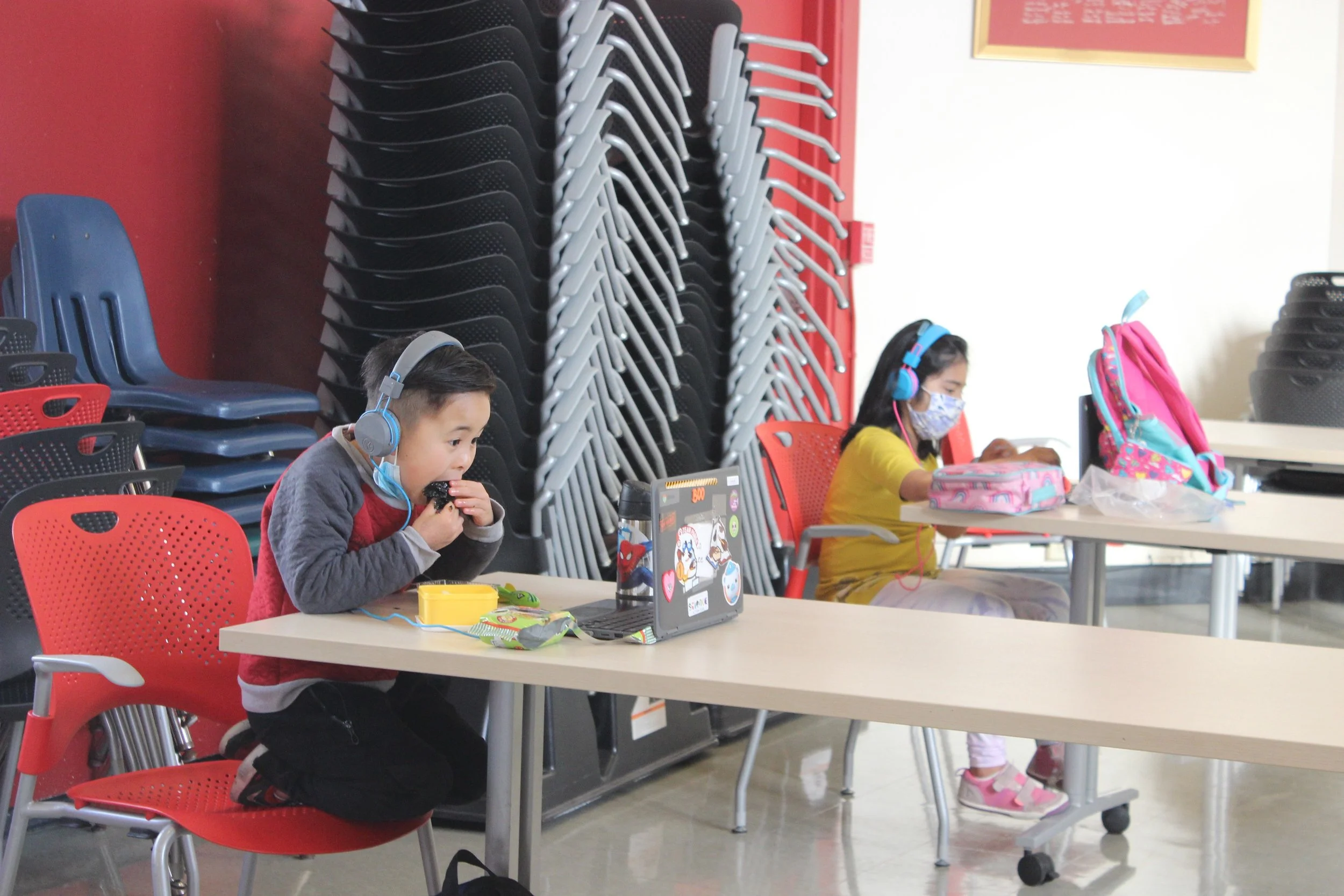 Neighborhood Centers Become Community Hubs for Youth During Pandemic