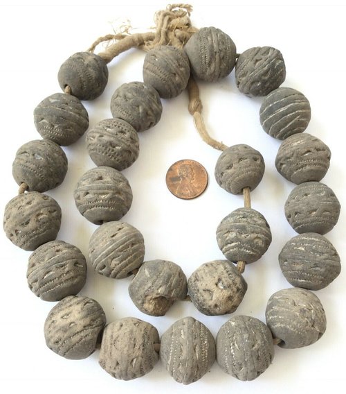 Thebeadchest Black Terracotta Mali Clay Round Beads 16mm African 30 inch Strand Handmade, Adult Unisex, Size: One Size