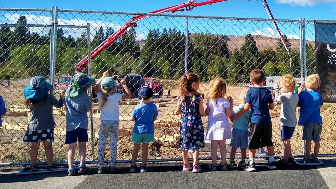 Little Star Kids watch the pour.jpg