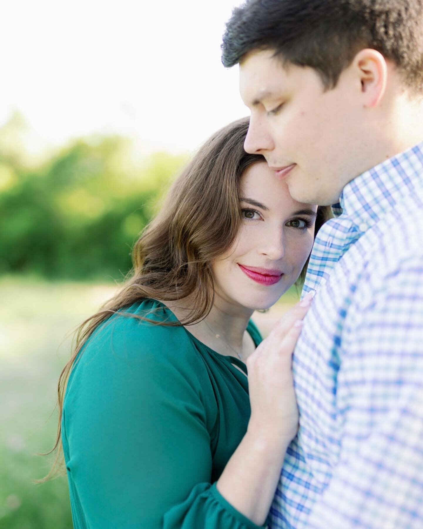 Loved documenting this beautiful couples engagement in Georgetown, Texas! Their gallery is timeless, love and light filled - exactly as it should be. I imagine their future grandkids flipping through these photos in awe of their love story! 
.
.
.
#a