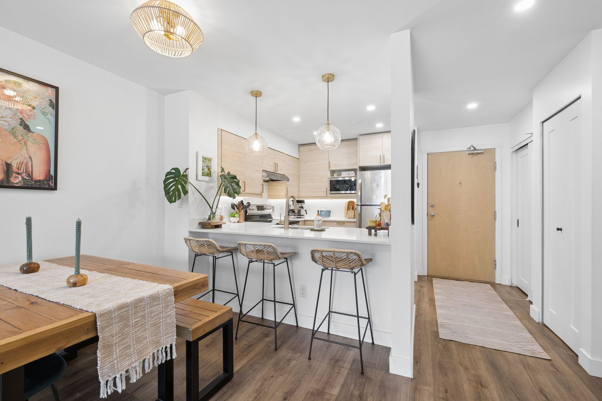 203 38 Seventh Ave, New Westminster, BC, V3L 5W2