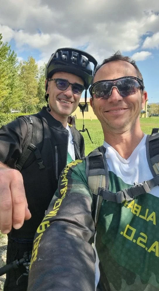 Caro Mario Corti siamo nati e cresciuti nella nostra #empoli senza mai esserci incontrati, la bici ci ha fatto conoscere nel 2020 ed oggi siamo diventati veri amici, imprenditori appassionati,  come se ci fossimo sempre conosciuti! Avanti cos&igrave;