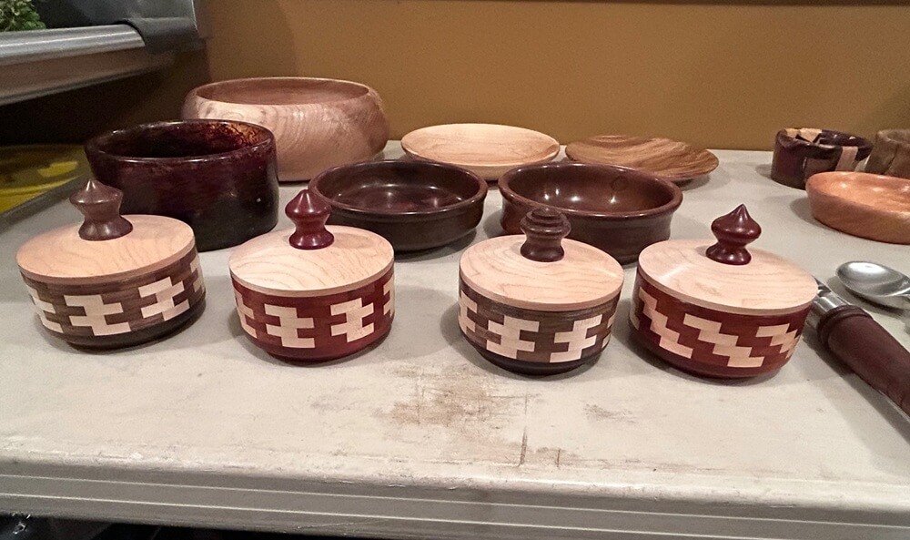 custom-wood-turned-bowls-with-lids.jpg