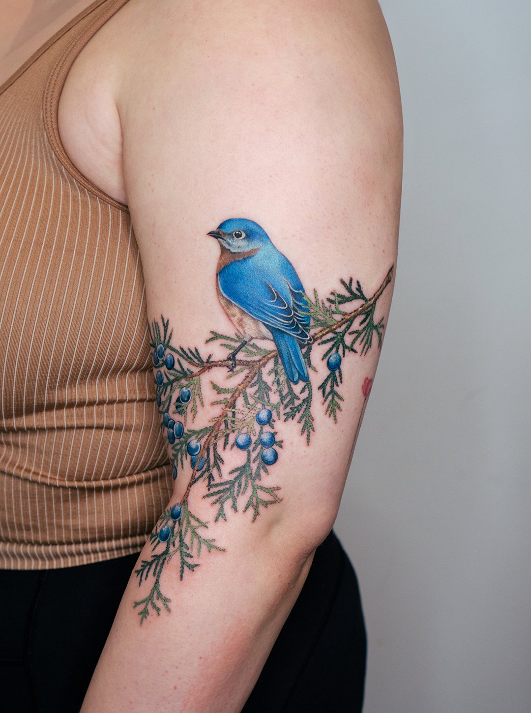 Inknetic Studio - 🐦🌸🍃Beautiful blue bird tattoo! Done by Dan @mrsydlo  #inknetic #inkneticstudio #bluebird #birdtattoo #tattoo #ndtattoo #inked  #floraltattoo #lilac #tattooideas #tattoos #beautiful #colortattoo |  Facebook
