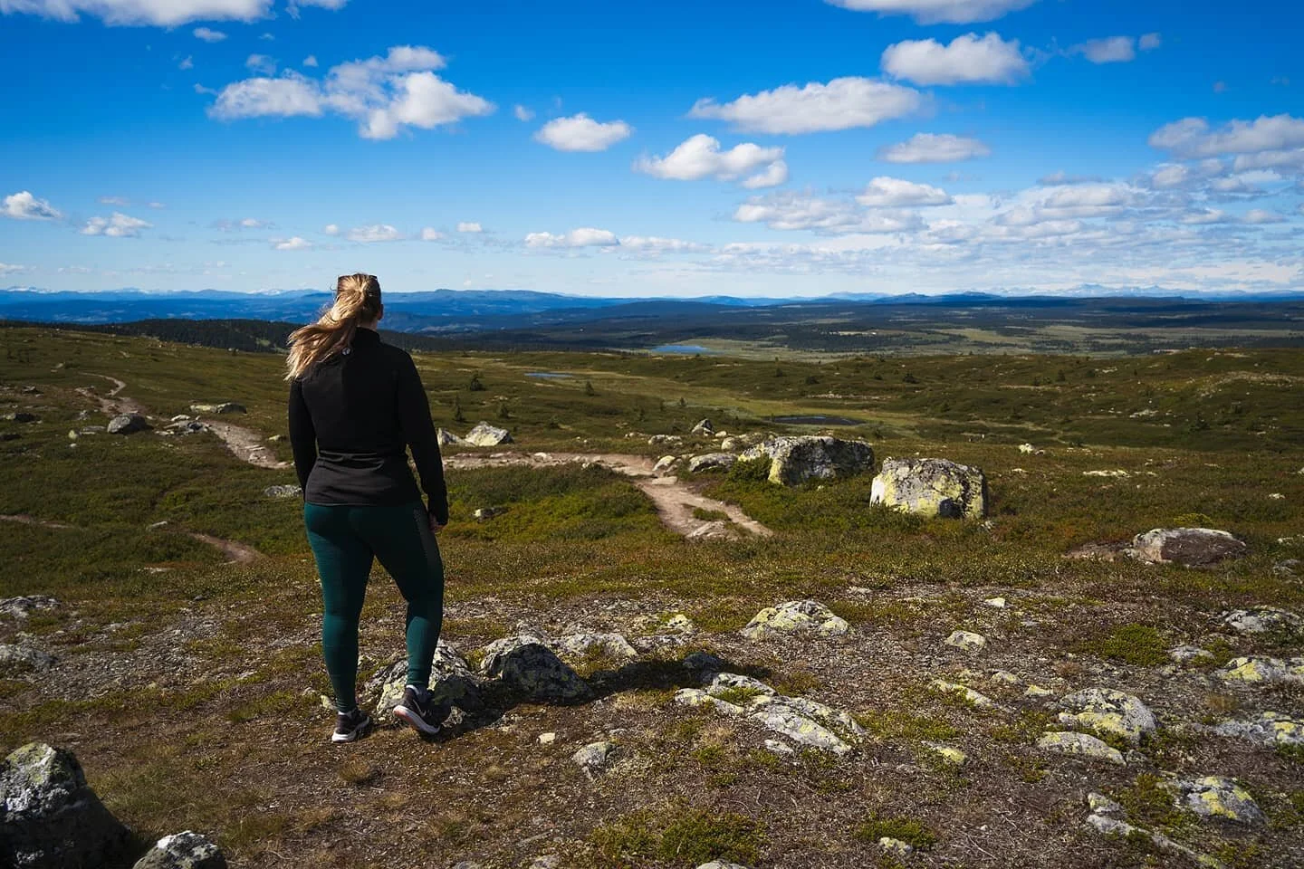 Denne sommeren var anderledes,  men det betyr ikke d&aring;rlig! 😊 Mitt land er fantastisk💖 S&aring; det &aring; utforske og gj&oslash;re ting innenfor norske grenser har v&aelig;rt givende! 
.
Jeg har v&aelig;rt flink i &aring;r, jeg har tatt med 