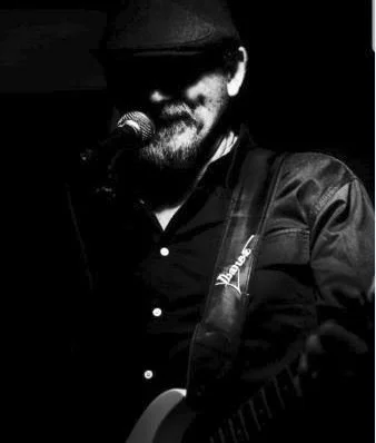 Live Music: Chris White