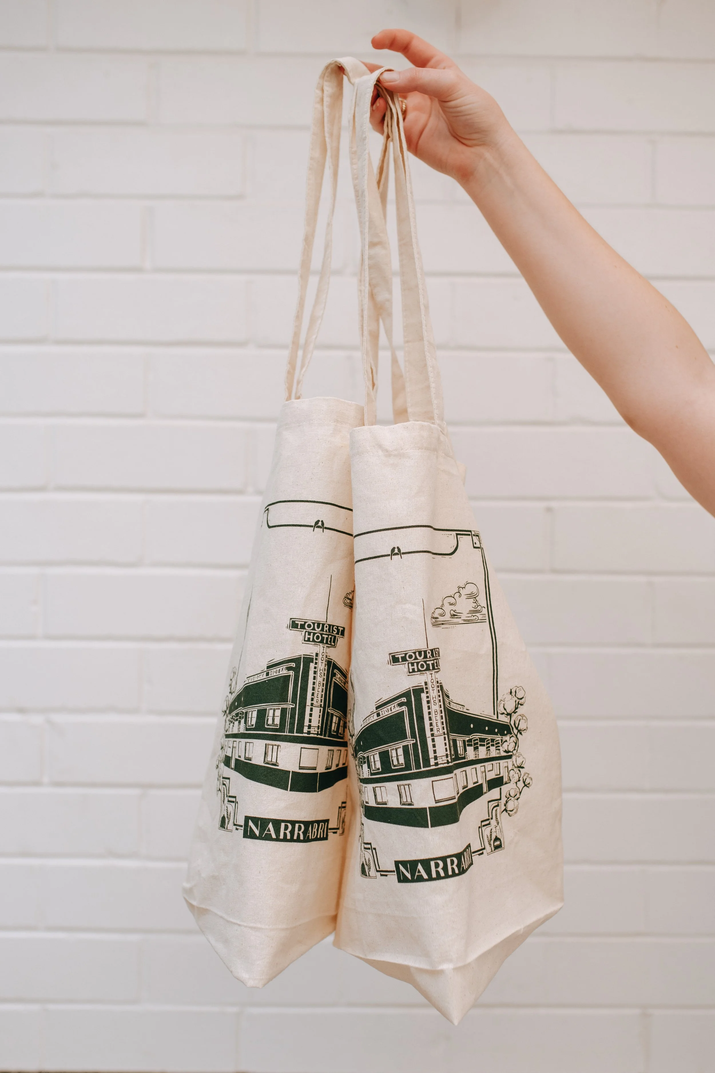 Tourist Menu March26-31.jpg