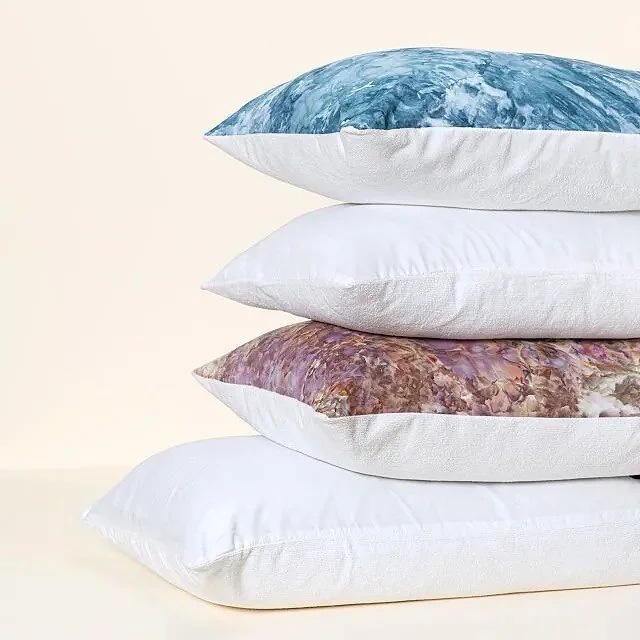DryZzz Dual Purpose Pillowcase for Wet Hair