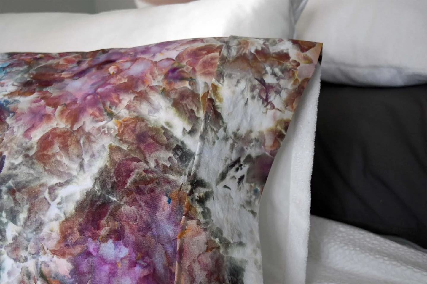 DryZzz Dual Purpose Pillowcase for Wet Hair