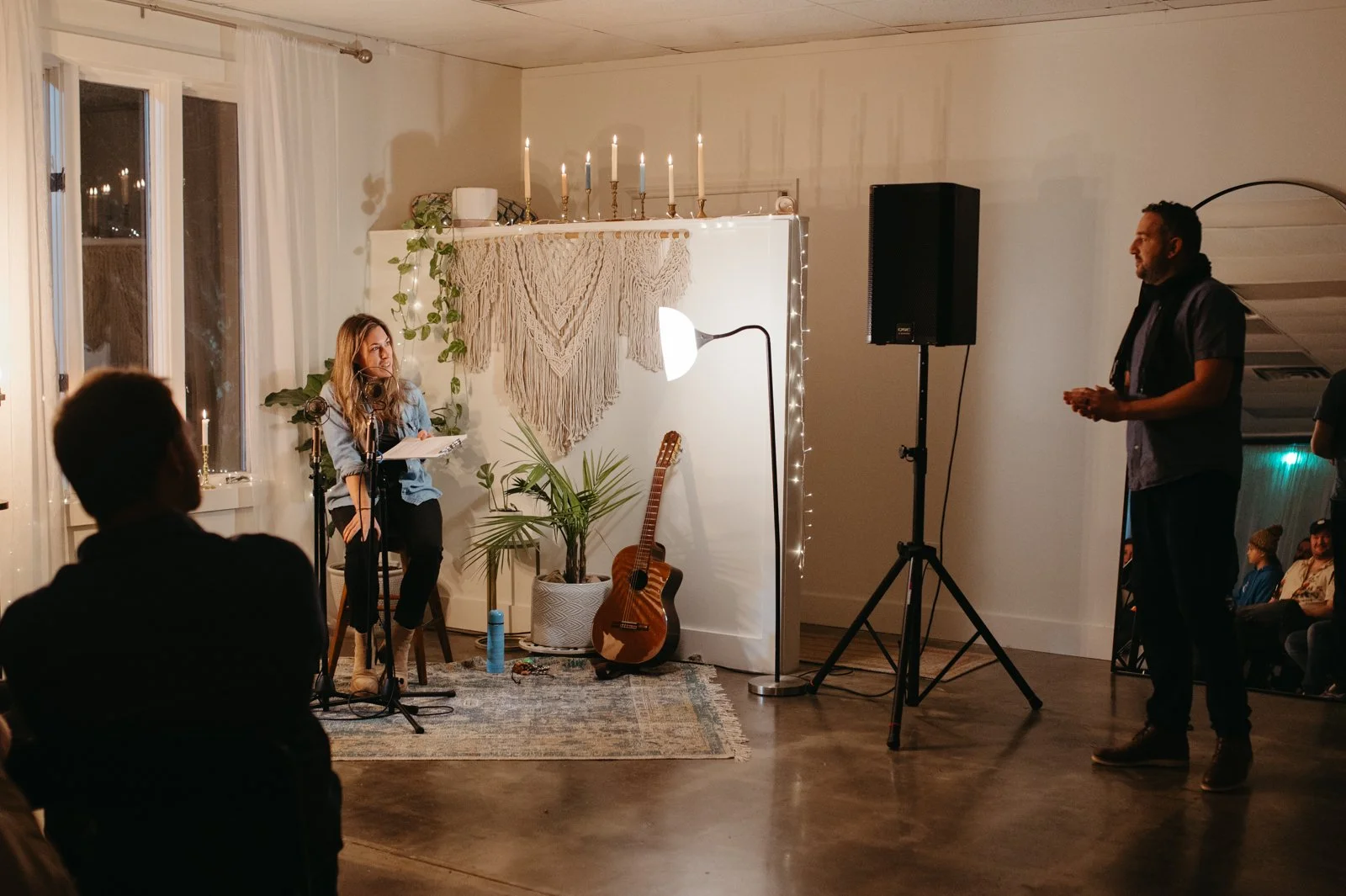 11-23Listeningroom-18.jpg