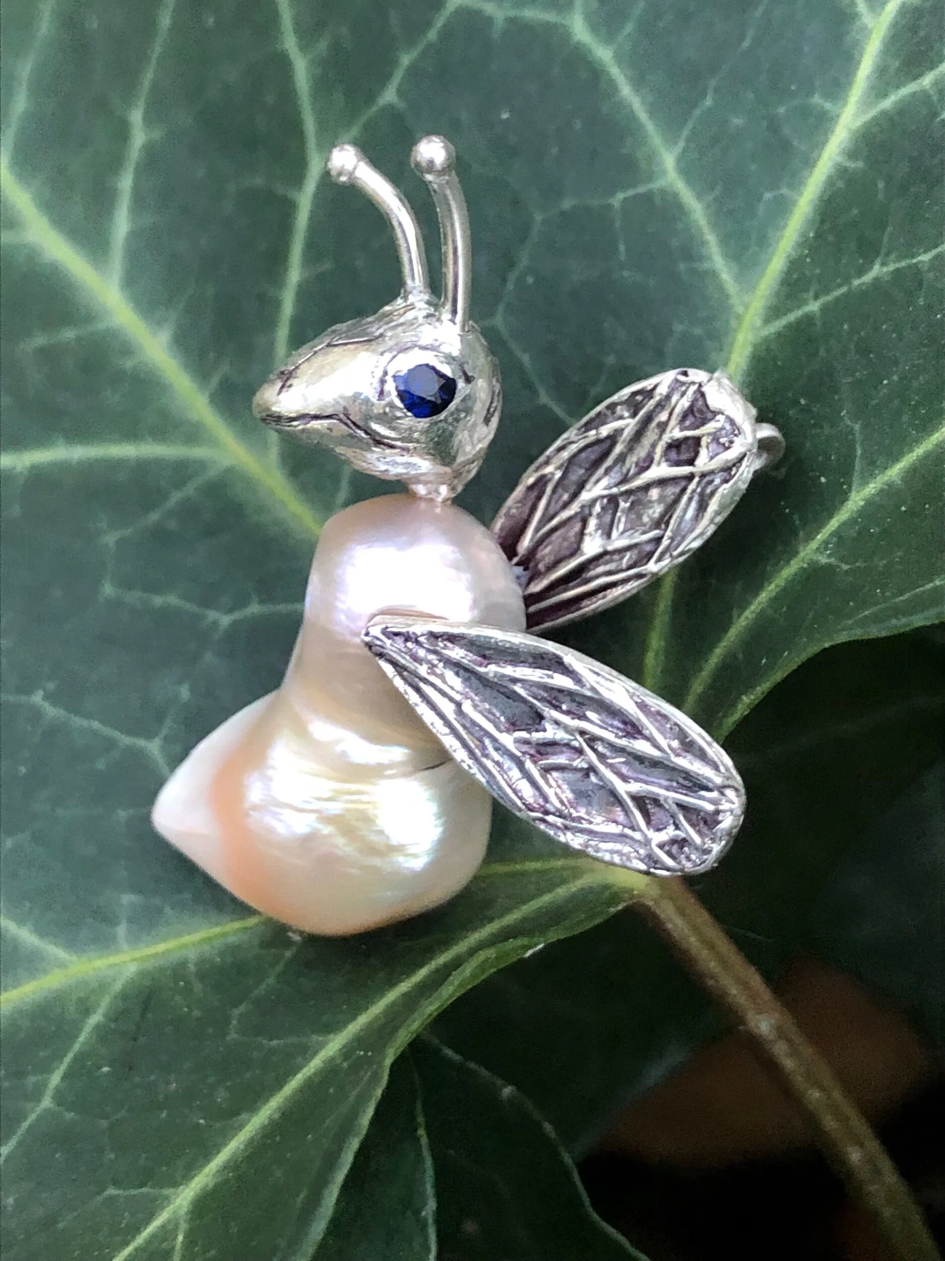 F5B137FE-F291-4233-8CF6-0340DFB7E5A3