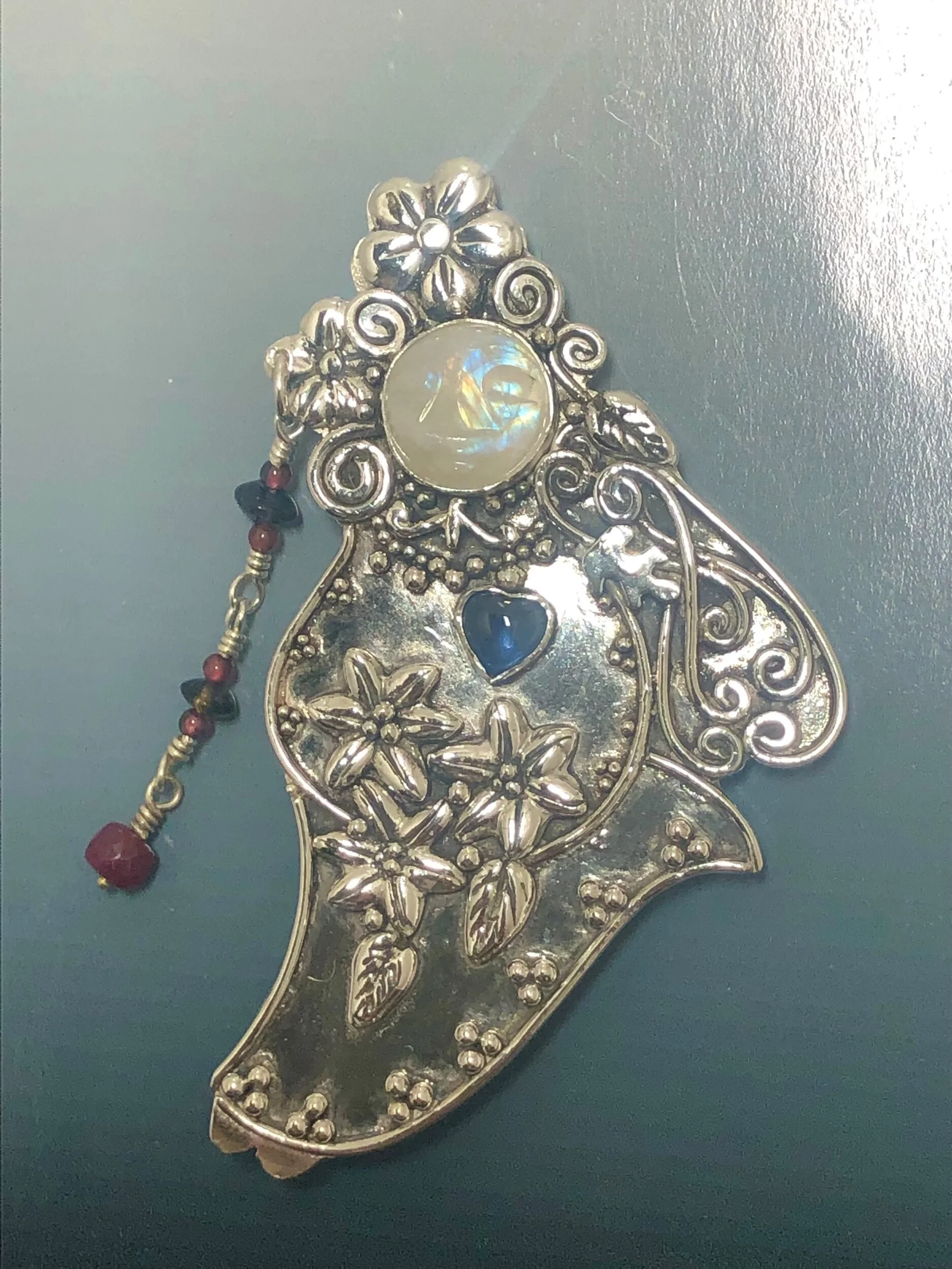 D1F89529-8CA8-4B9A-869C-A54DC4632FB8