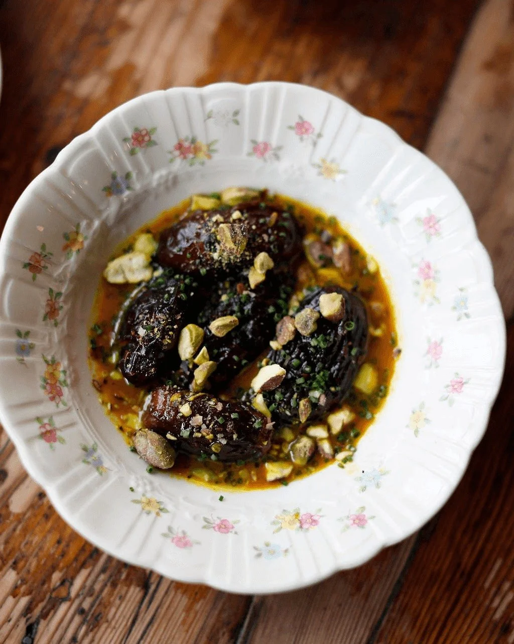 💕 It's date night 💕

We open at 5 and can&rsquo;t wait to welcome you and your loved ones. Seating is first come, first served&mdash;as always! 

📸 ✨ : @belathee