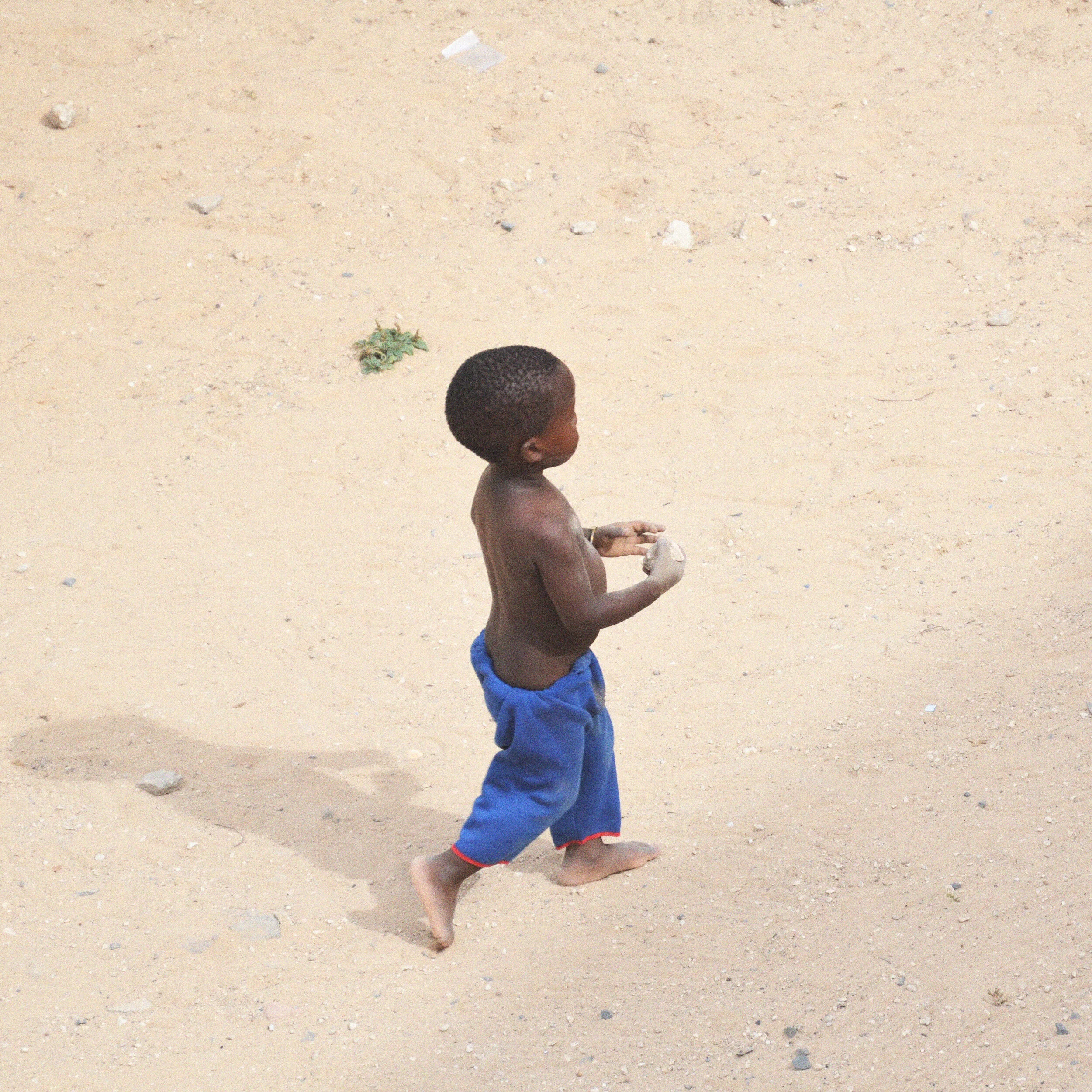 Walk, Senegal (2016)