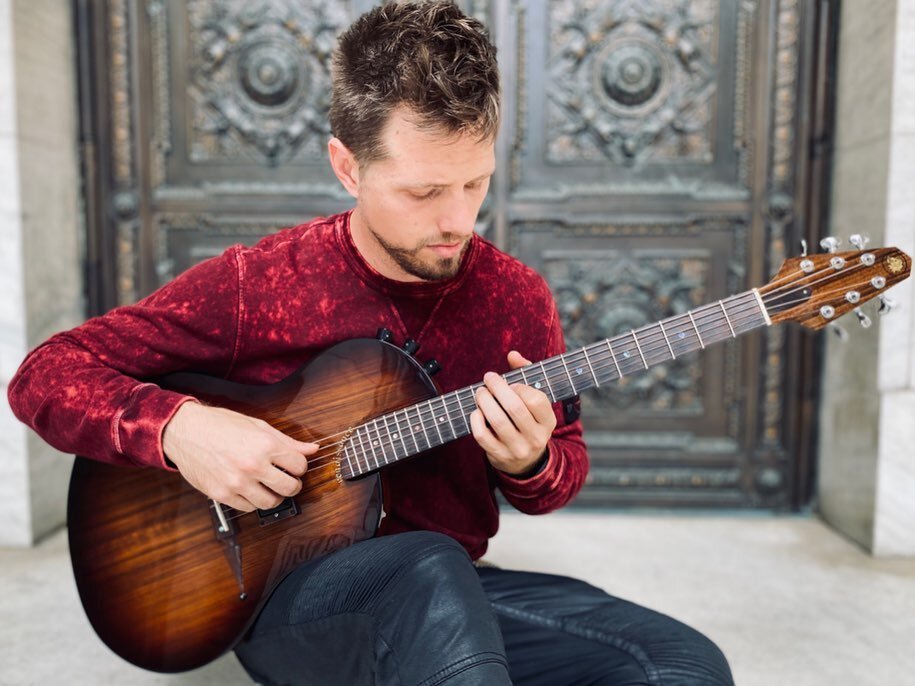 Here&rsquo;s a few more pics I did from the PROG magazine shoot w/ my custom Renaissance RS6 Rosewood Mohawk. 😍⚡️👀 I&rsquo;ve been playing on Rosewood classical guitars since I was 6 years old&hellip;so naturally a hybrid rosewood shred machine was
