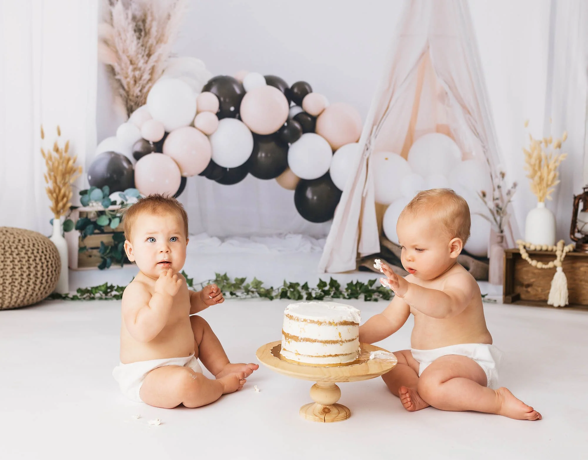 best-cake-smash-photographer-milton-toronto-gta-danieladagostino-ja-31 copy.jpg