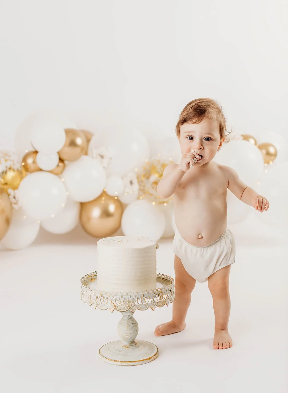1 year birthday portrait, little girl, balloons, cake smash