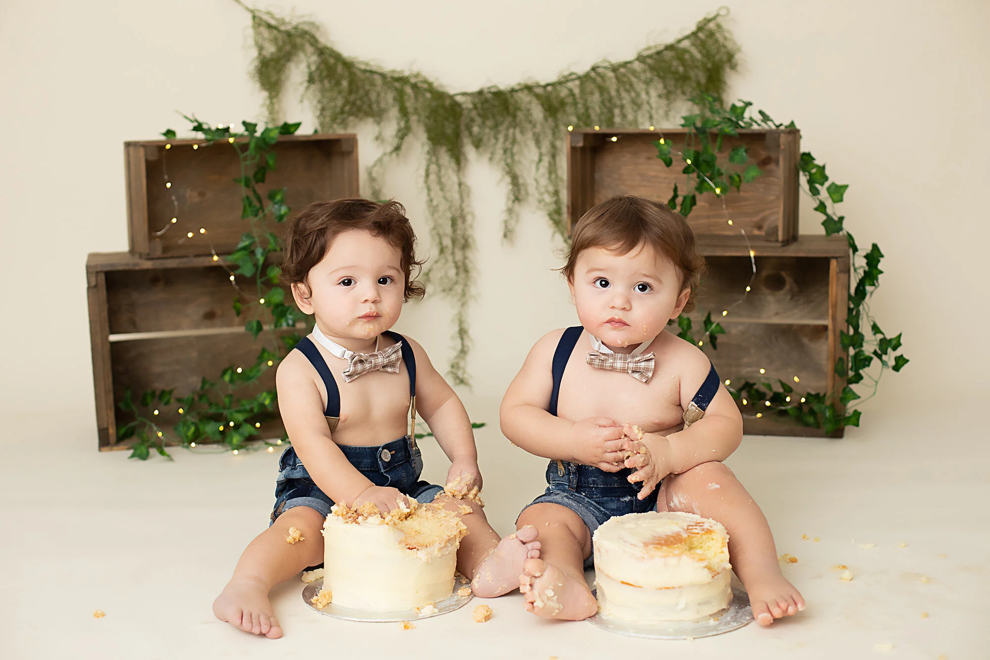 best cake smash photographer Toronto & Milton