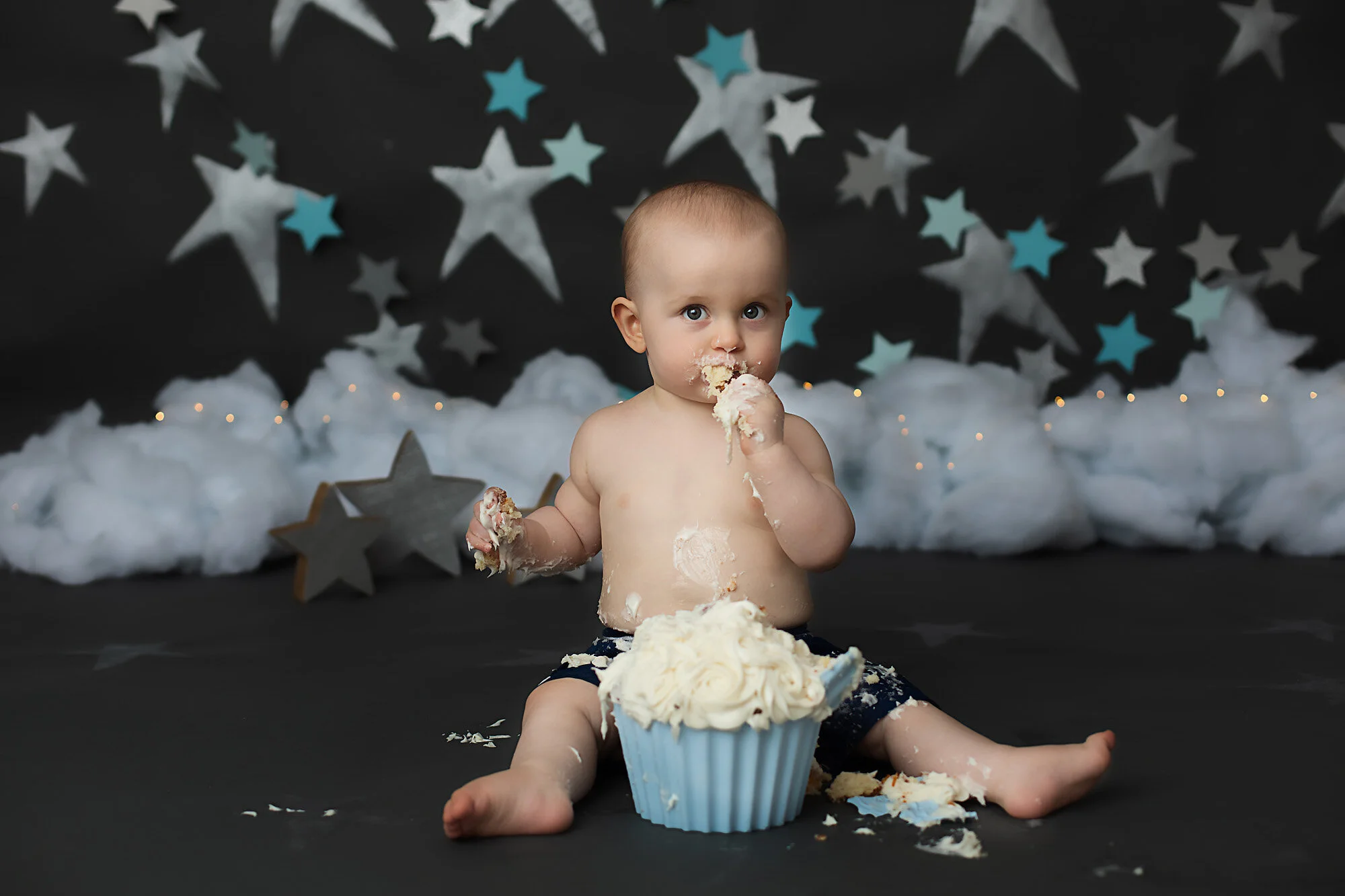 best cake smash photographer Toronto & Milton