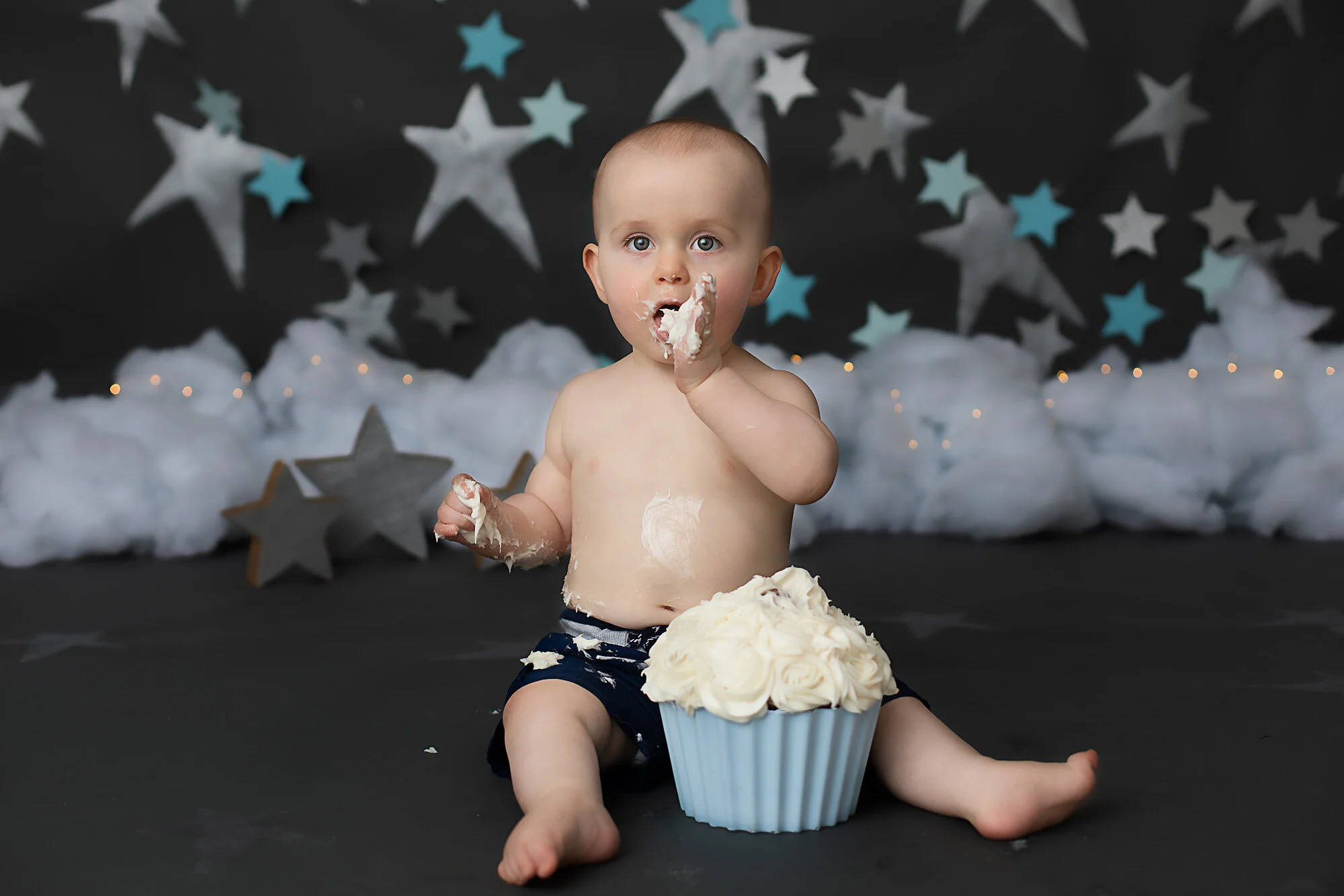 best cake smash photographer Toronto & Milton