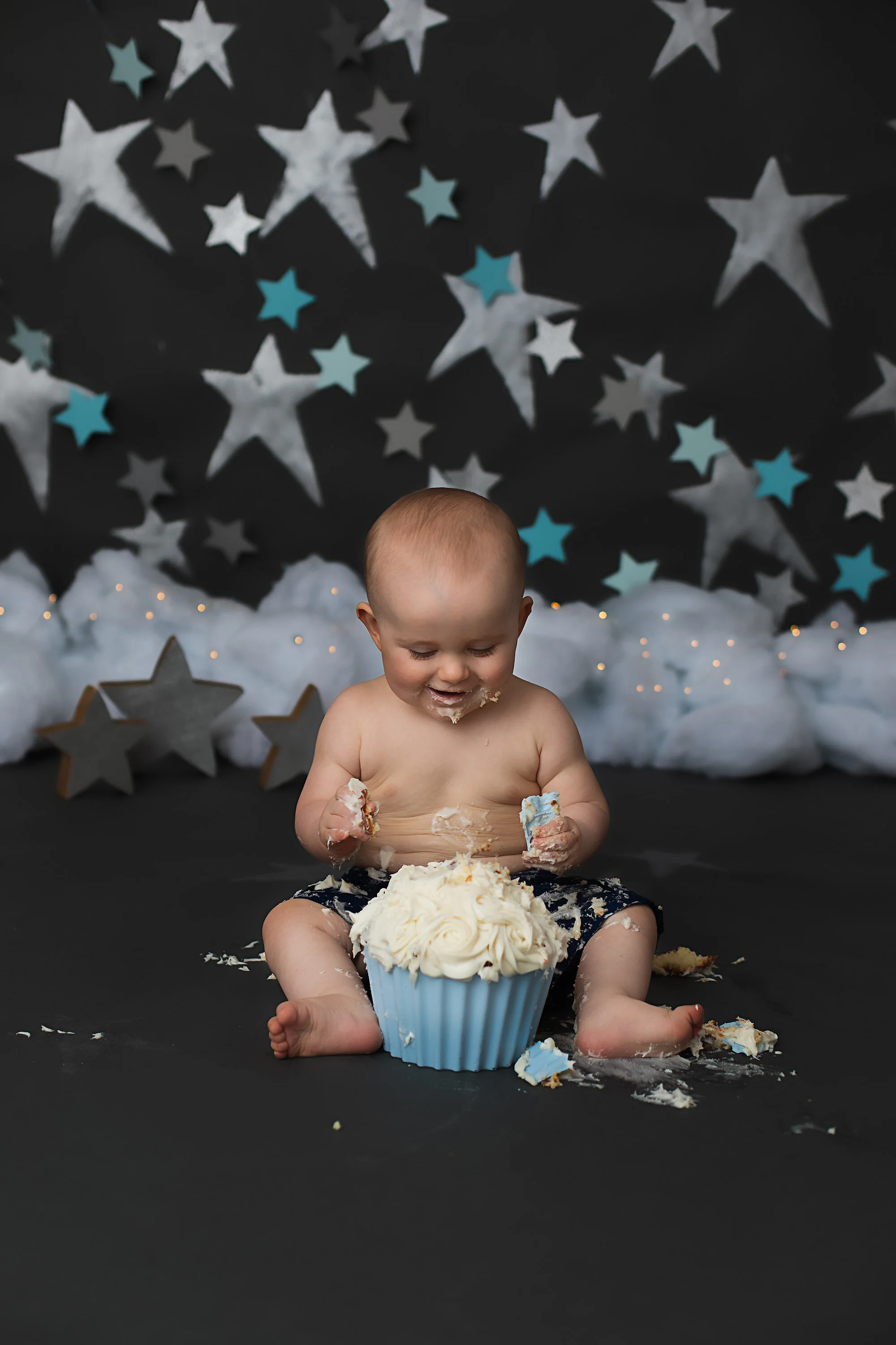 best cake smash photographer Toronto & Milton