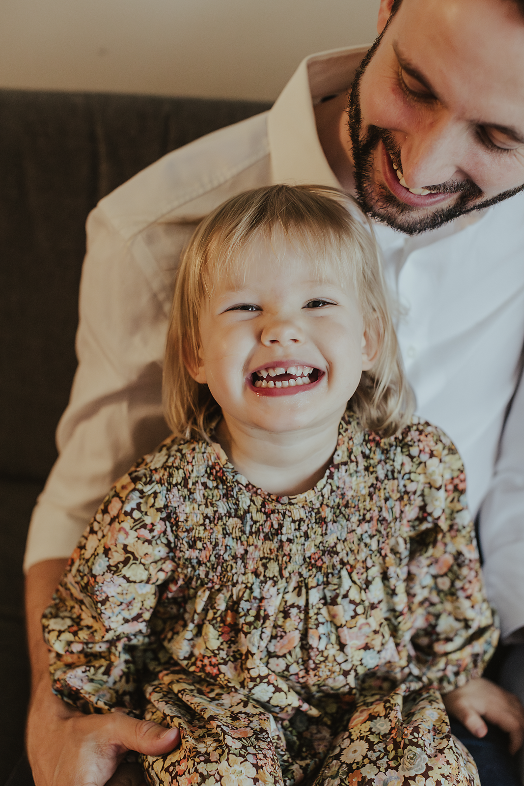 best-newborn-lifestyle-photographer-york-region-6.png