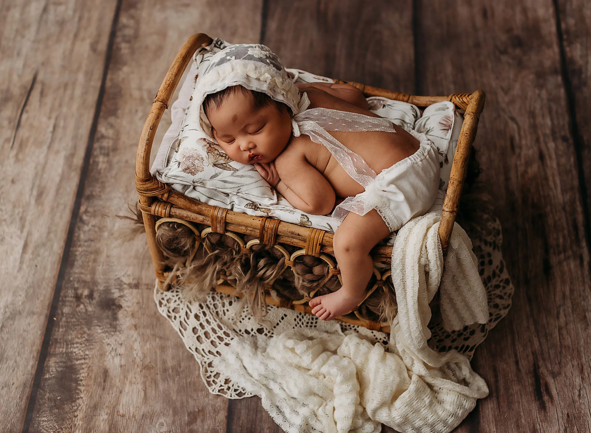 best-newborn-photographer-milton-toronto-gta-danieladagostino-zailyn--7 copy.jpg