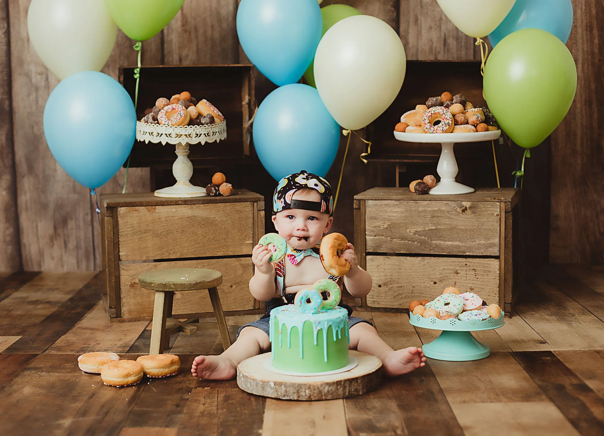 best-cake-smash-photogrpaher-1st-birthday-milton-toronto-vaughan-nate-2 copy.jpg
