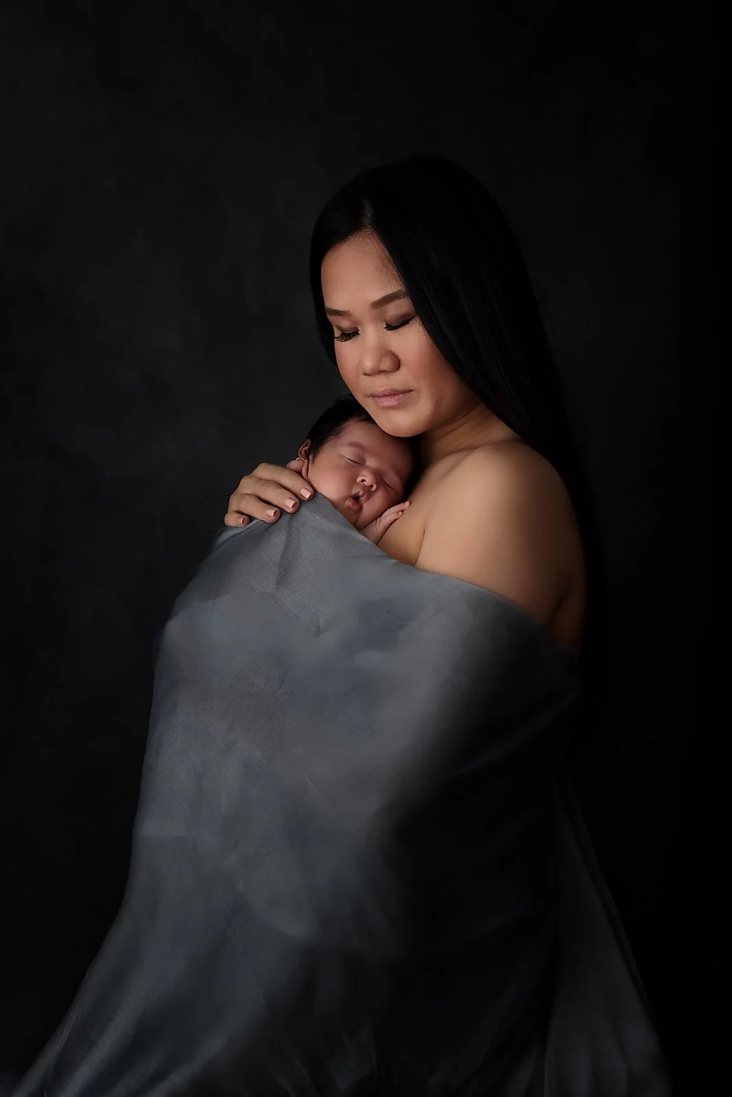 best-maternity-newborn-photographer-milton-toronto-gta-halton-oakville-burlington-danieladagostino-aria.jpg