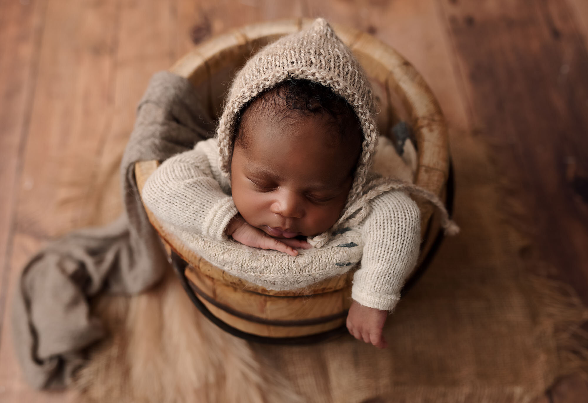 best newborn photographer daniela dagostino milton halton toronto