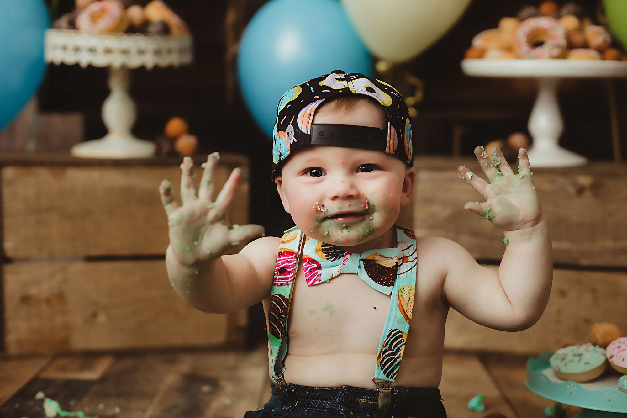best-cake-smash-photogrpaher-1st-birthday-milton-toronto-vaughan-nate-13 copy.jpg