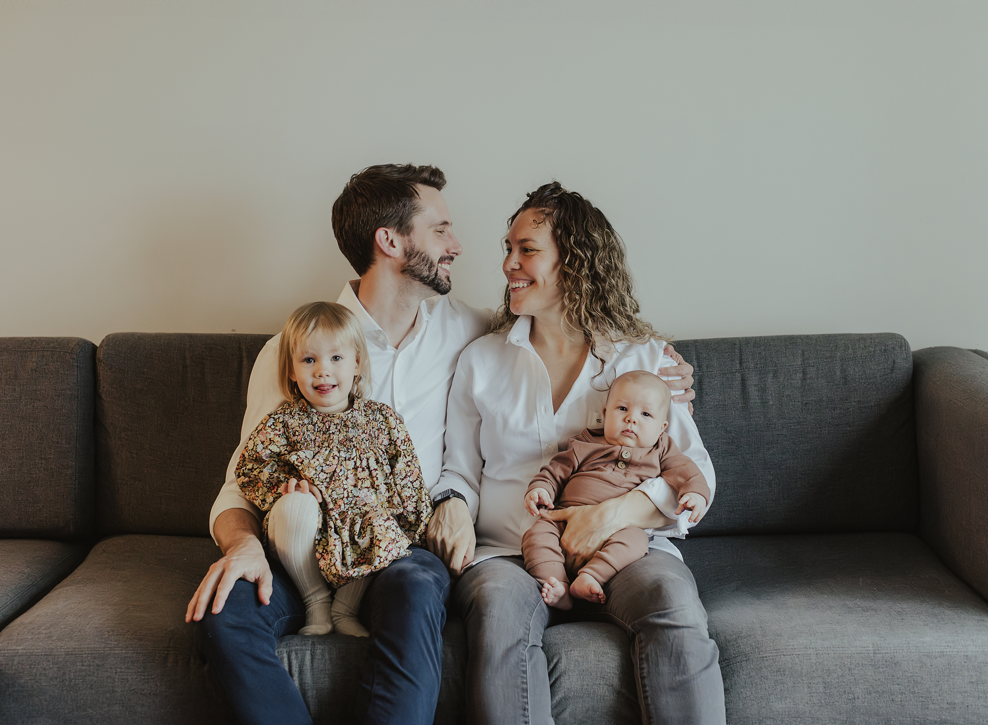 best-newborn-lifestyle-photographer-york-region-5.png