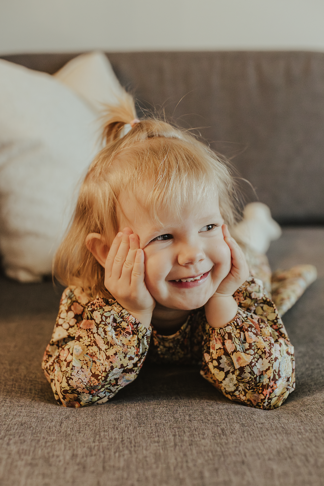 best-newborn-lifestyle-photographer-york-region-8.png
