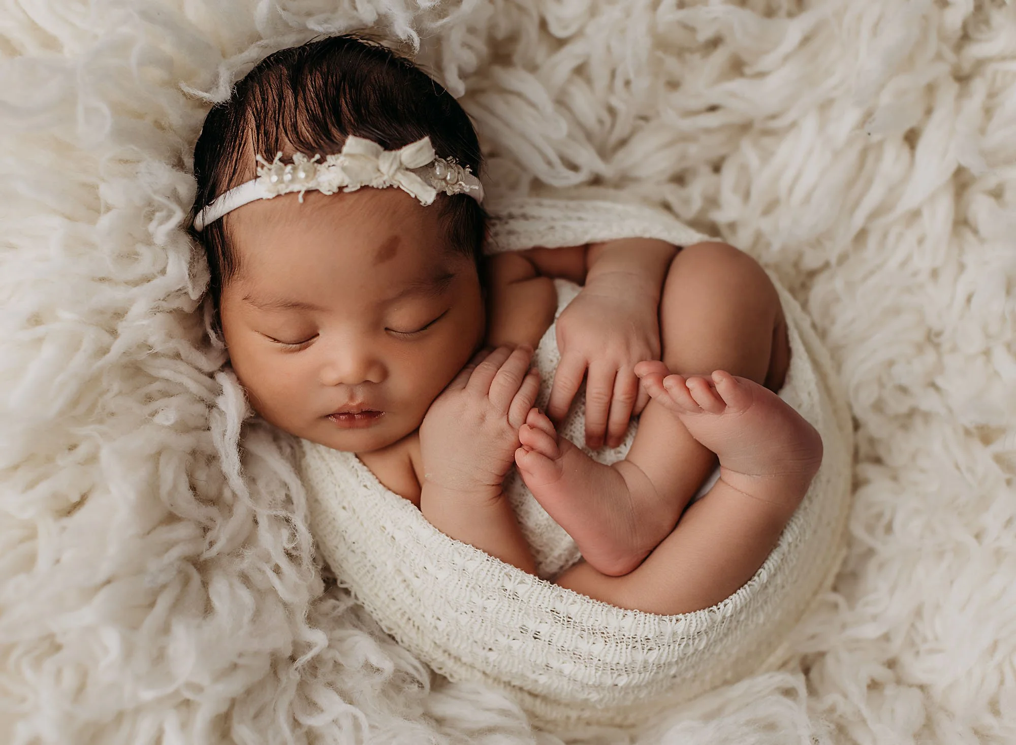 best-newborn-photographer-milton-toronto-gta-danieladagostino-zailyn--8 copy.jpg
