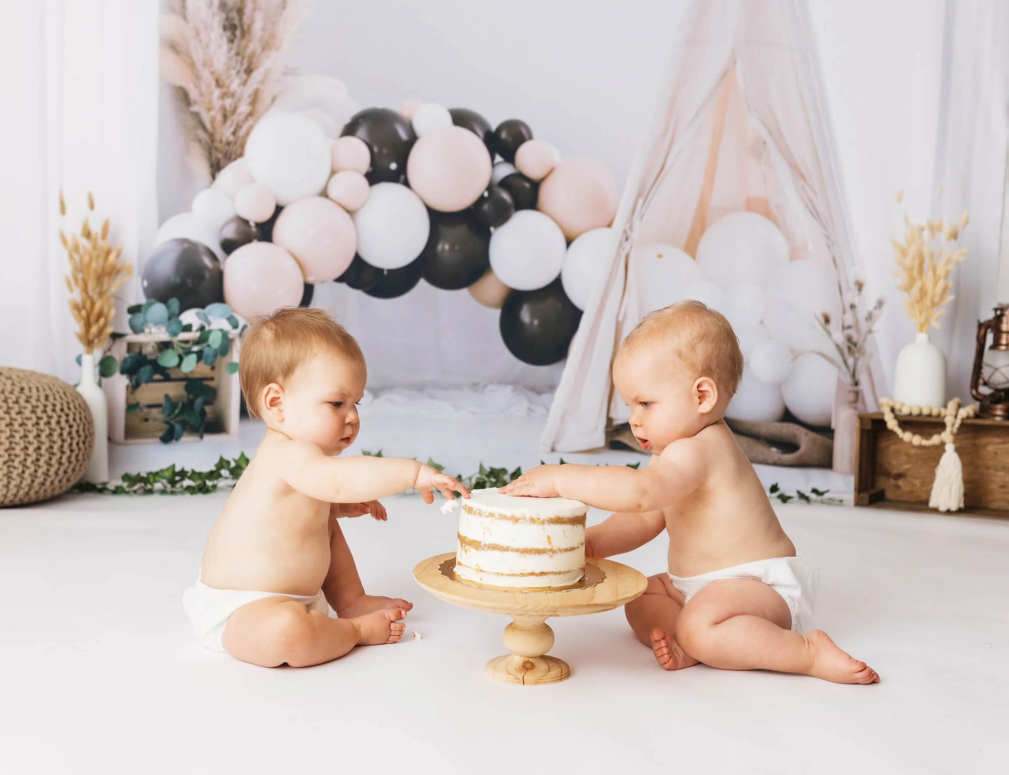 best-cake-smash-photographer-milton-toronto-gta-danieladagostino-ja-33 copy.jpg