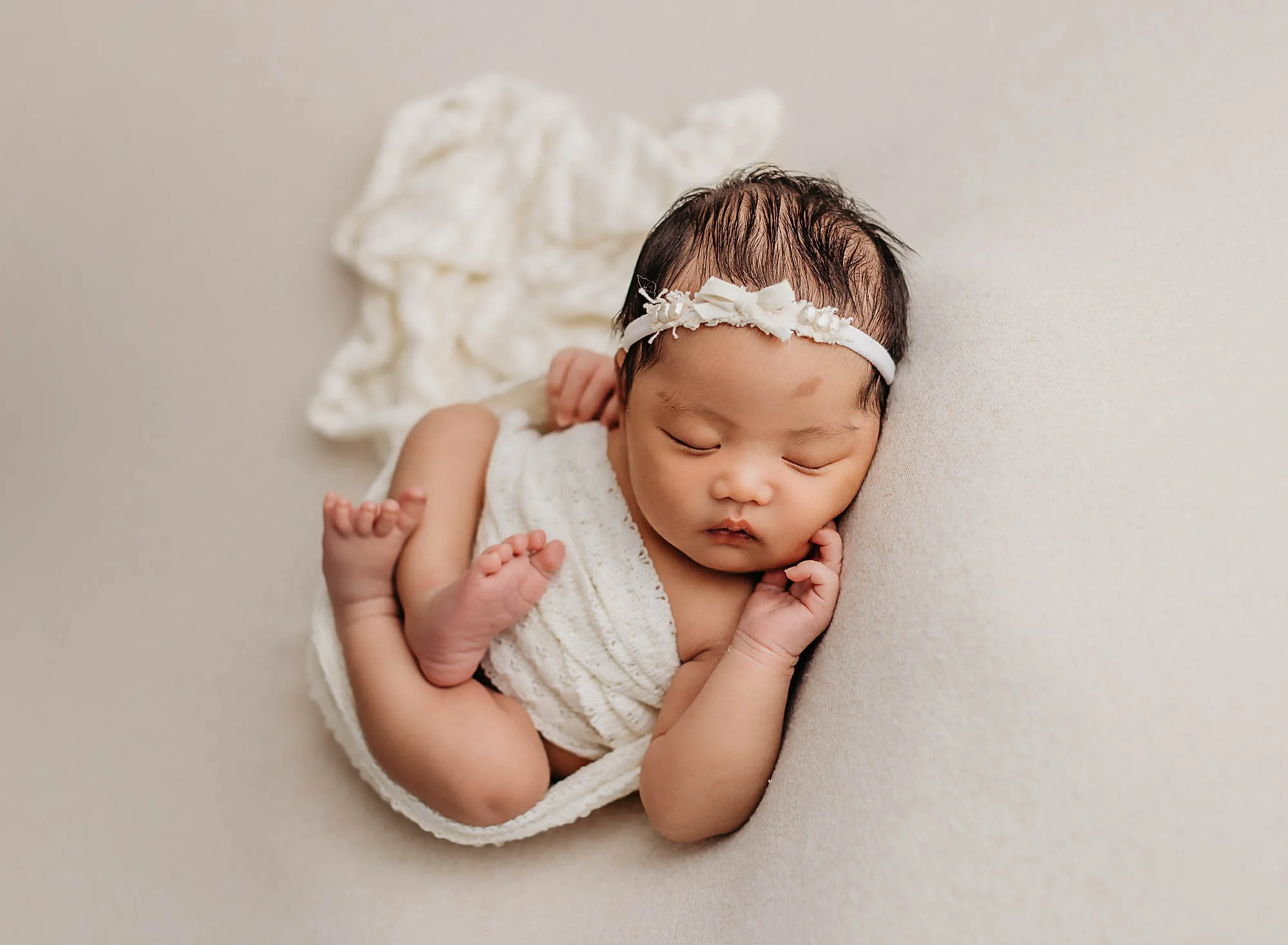 best-newborn-photographer-milton-toronto-gta-danieladagostino-zailyn--5 copy.jpg