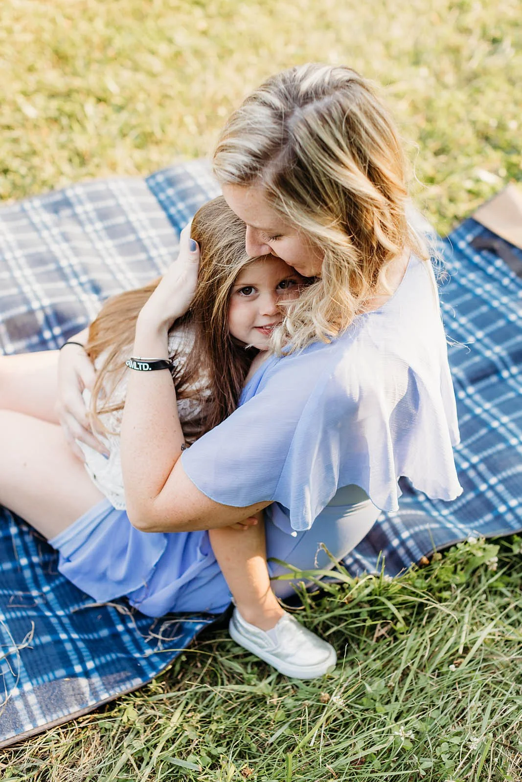 best-family-photographer-milton-toronto-gareri-1 copy.jpg