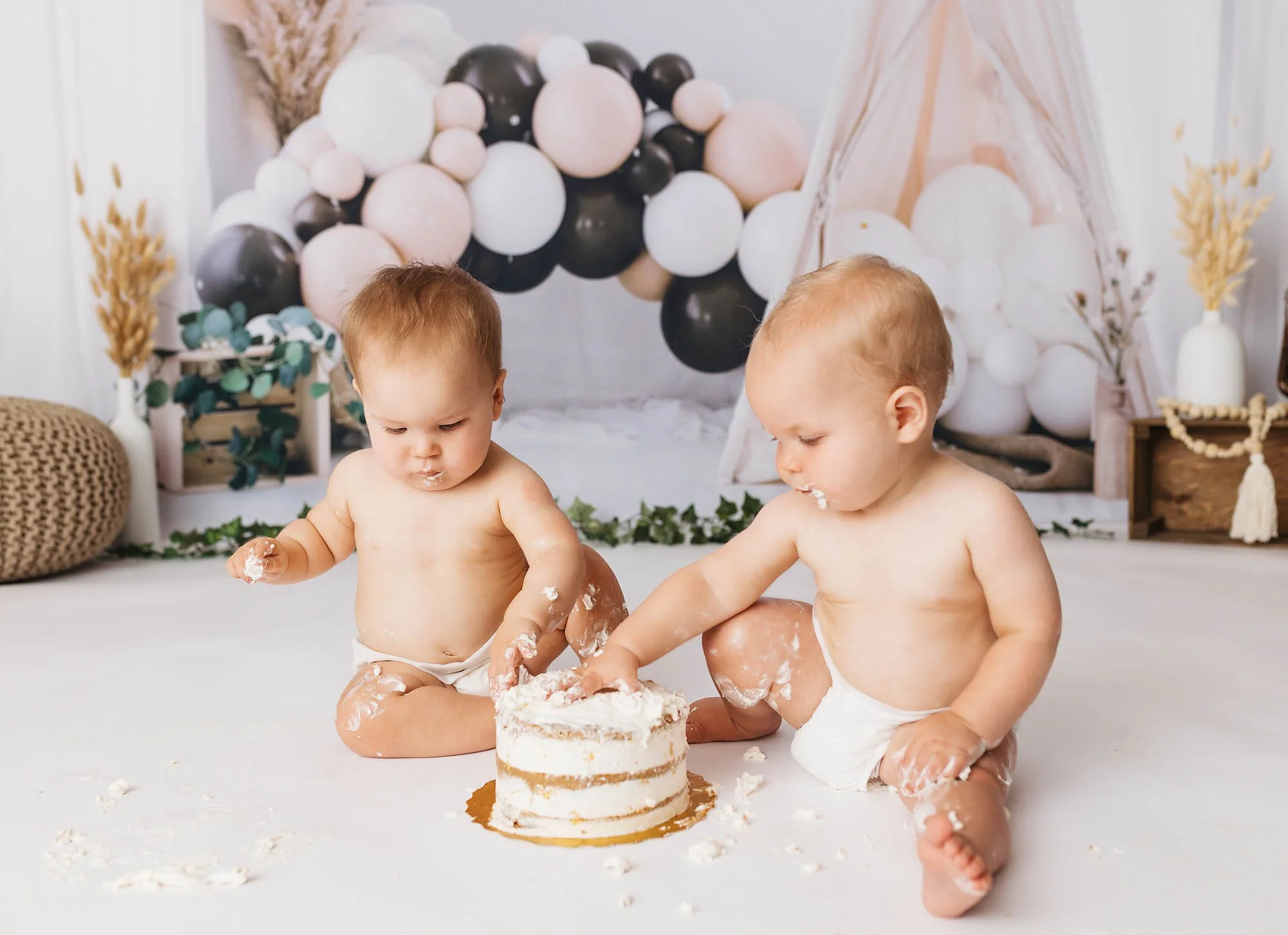 best-cake-smash-photographer-milton-toronto-gta-danieladagostino-ja-19 copy.jpg