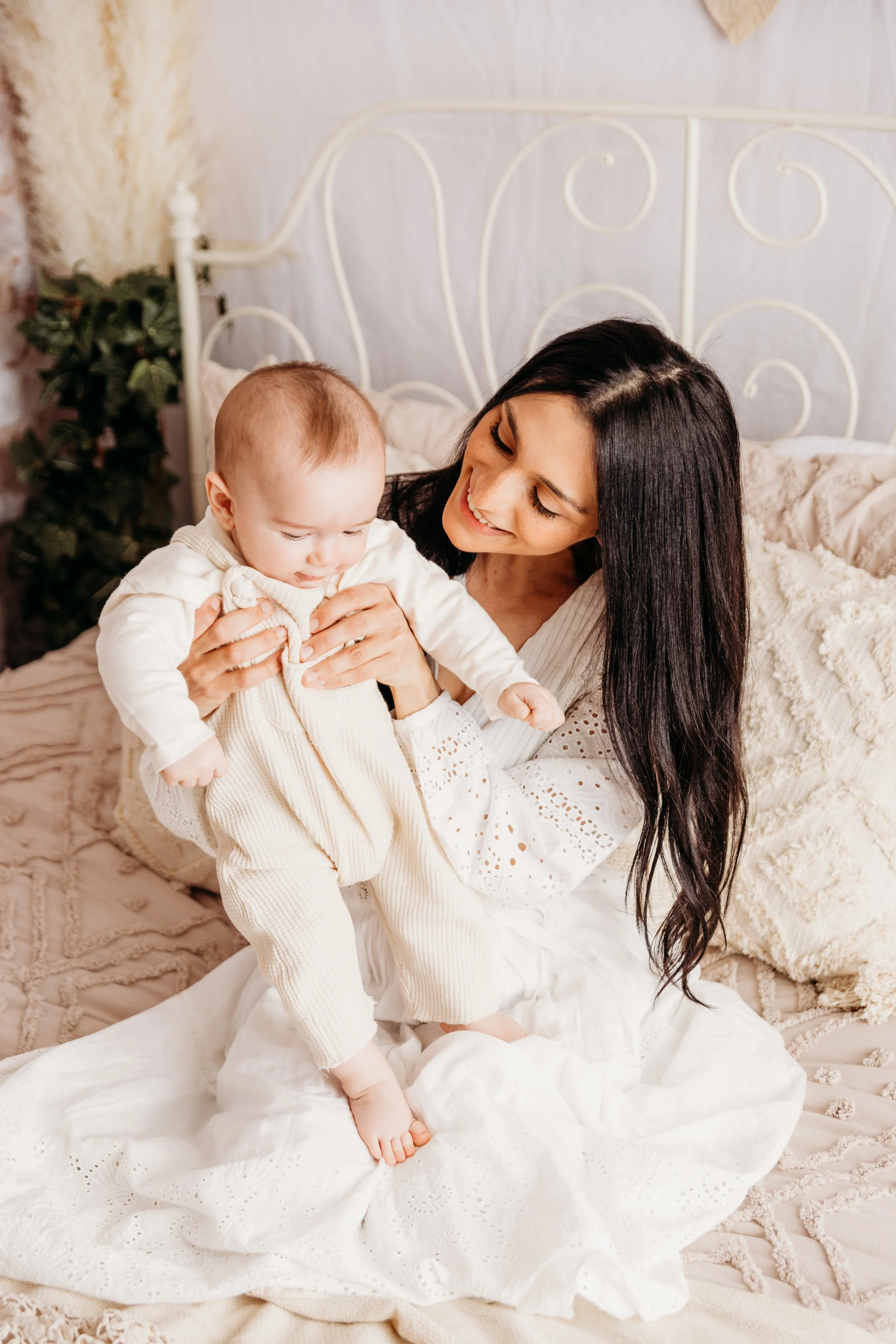 best family photographer, mom and children