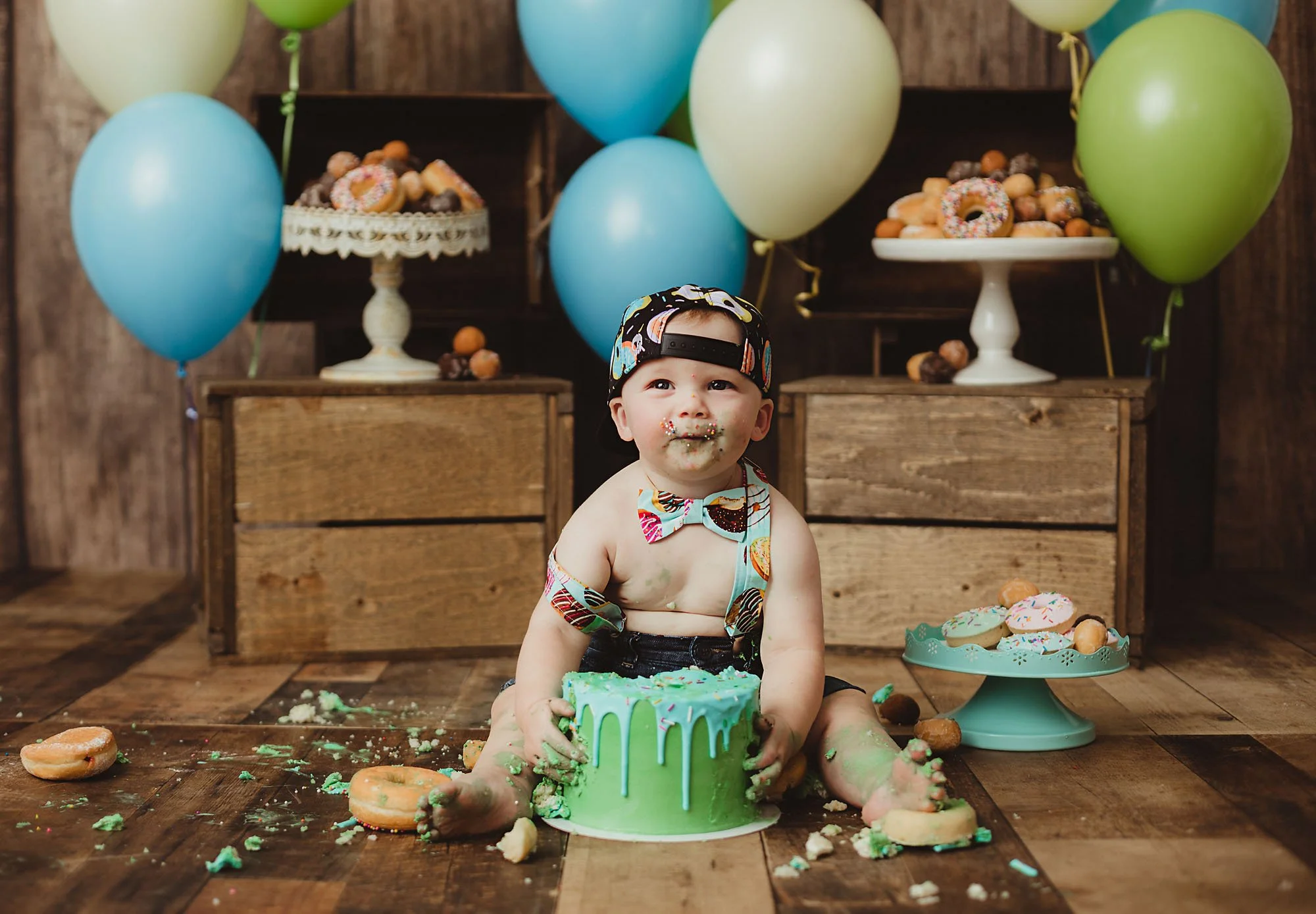 best-cake-smash-photogrpaher-1st-birthday-milton-toronto-vaughan-nate-6 copy.jpg