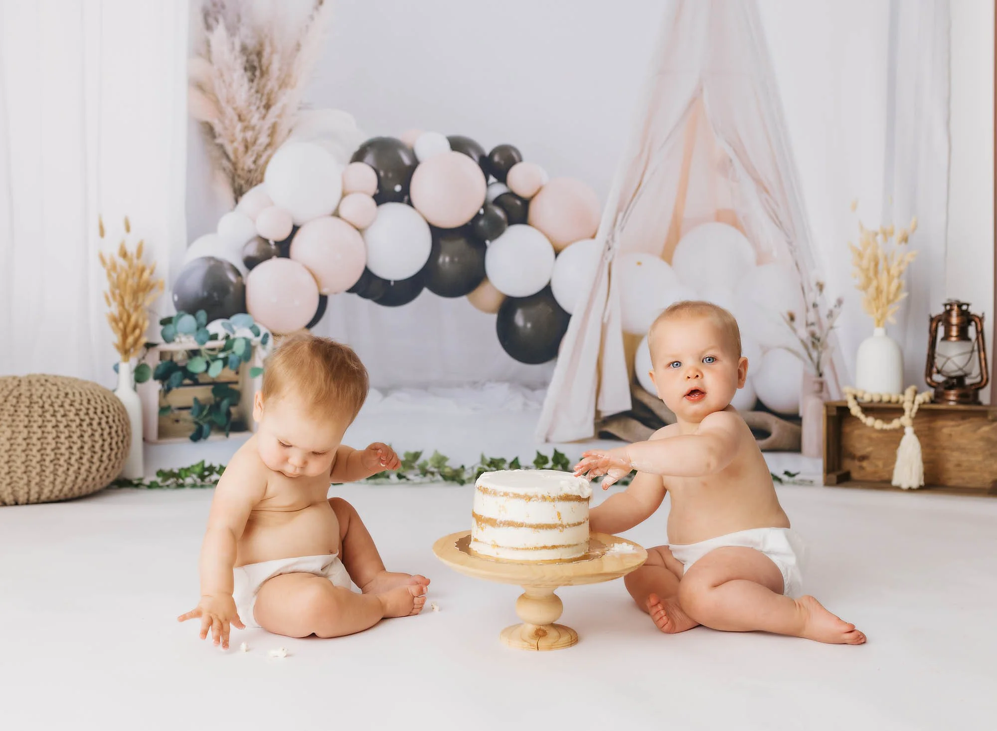 best-cake-smash-photographer-milton-toronto-gta-danieladagostino-ja-32 copy.jpg