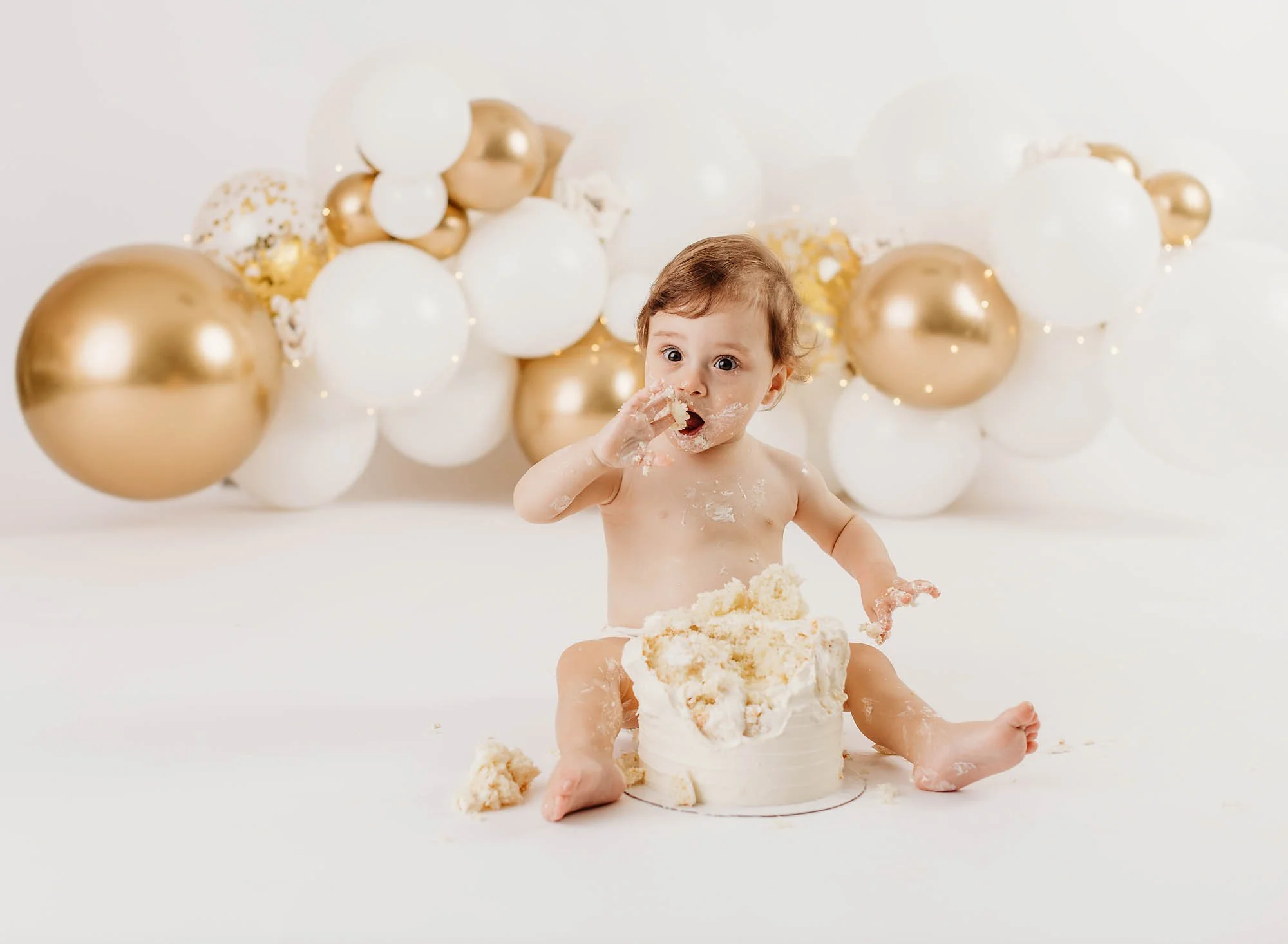 1 year birthday portrait, little girl, balloons, cake smash