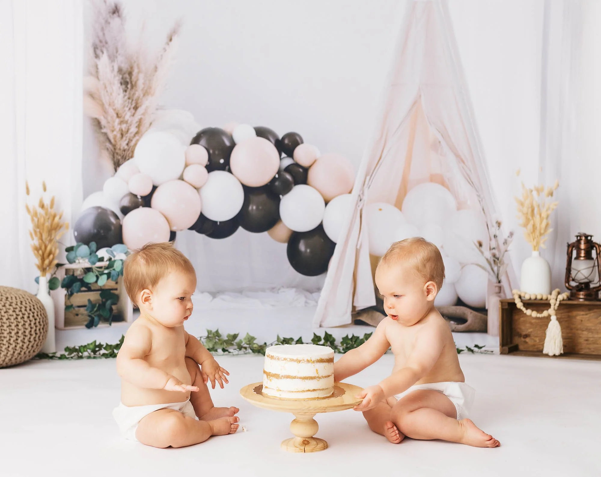 best-cake-smash-photographer-milton-toronto-gta-danieladagostino-ja-34 copy.jpg