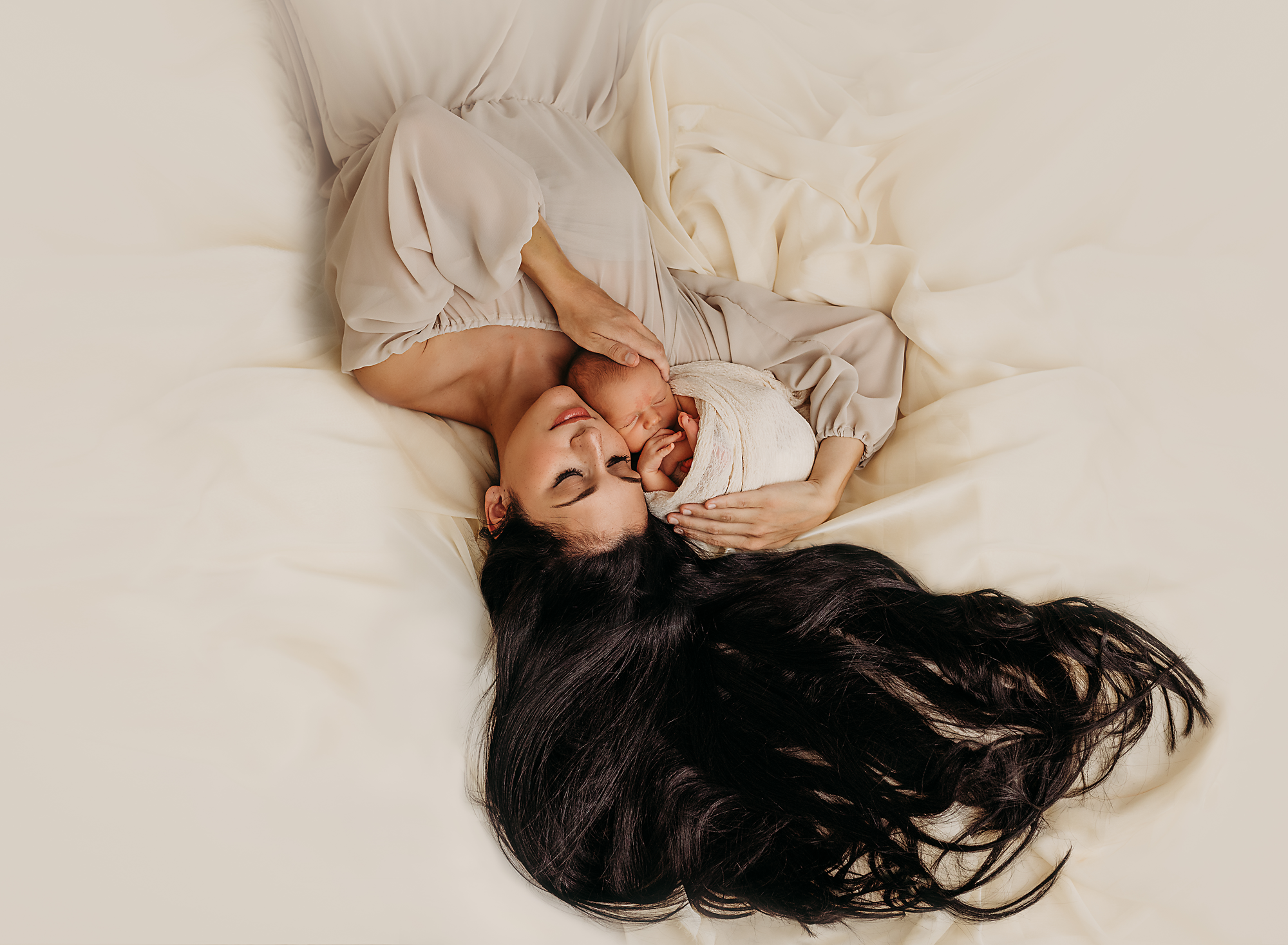 motherhood, mother holding baby, newborn session, baby, newborn photographer