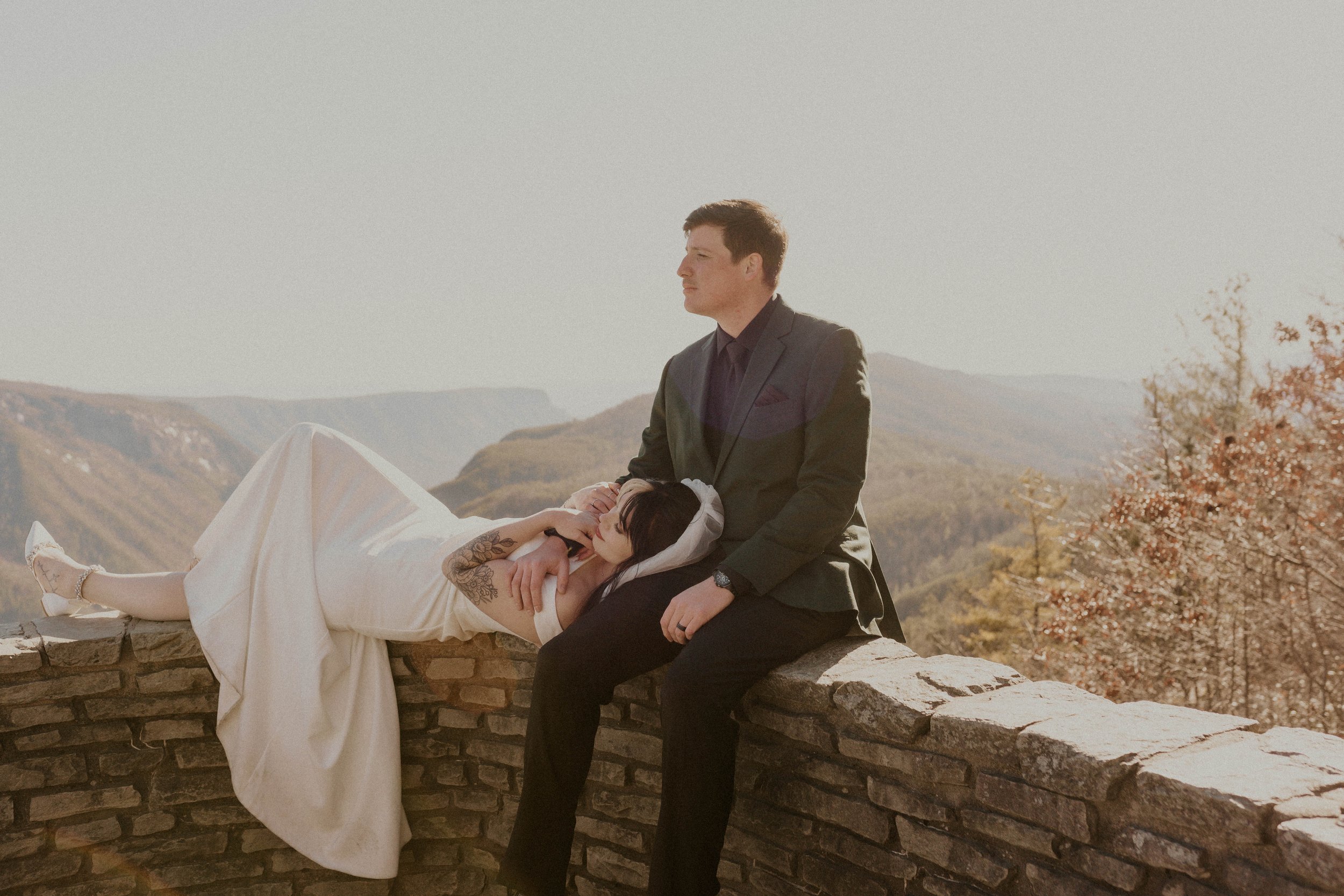 Intimate just married moments at Wiseman’s View elopement