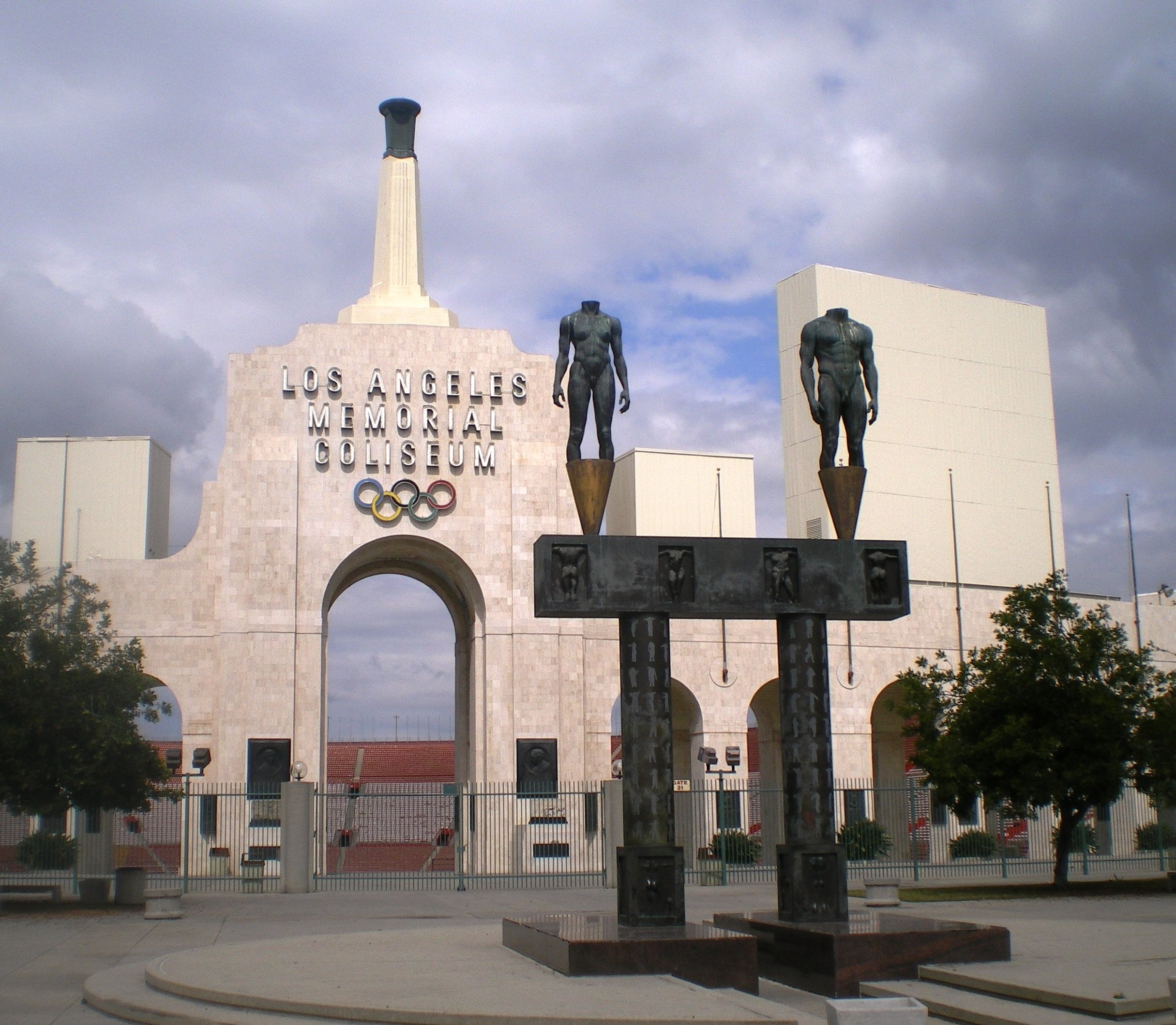 1. The Figueroa Corridor: Los Angeles Memorial Coliseum